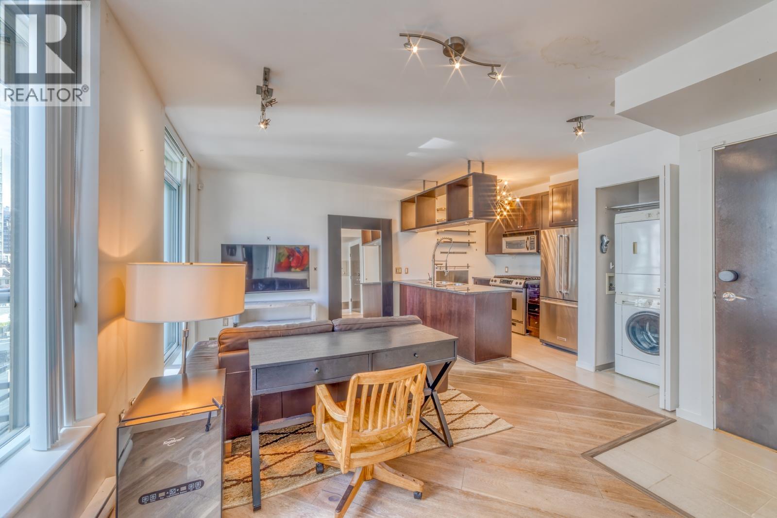 1408 1001 Homer Street Property Photo 5