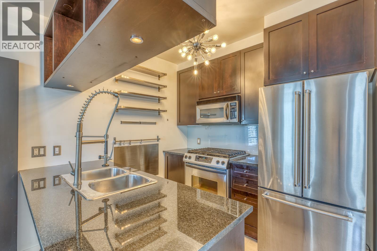 1408 1001 Homer Street Property Photo 9