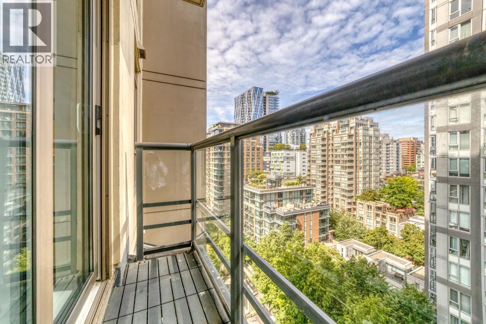 1408 1001 Homer Street Property Photo 16