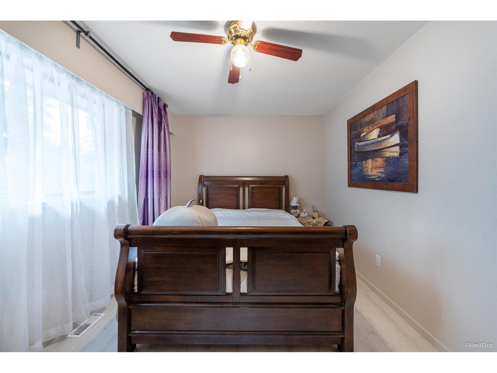 15740 99 Avenue Property Photo 9
