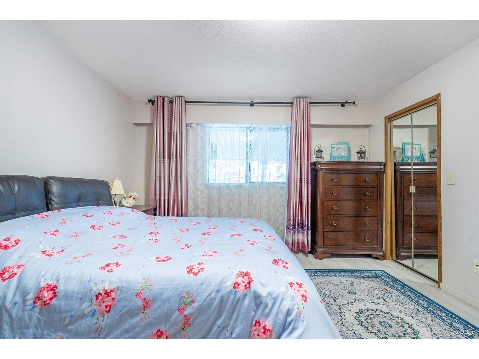 15740 99 Avenue Property Photo 13