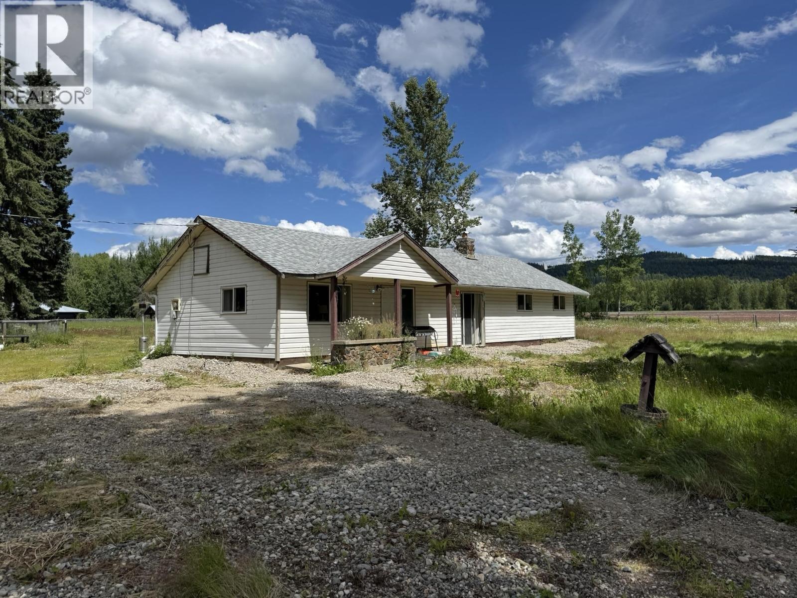 18730 Olson Road Property Photo 7