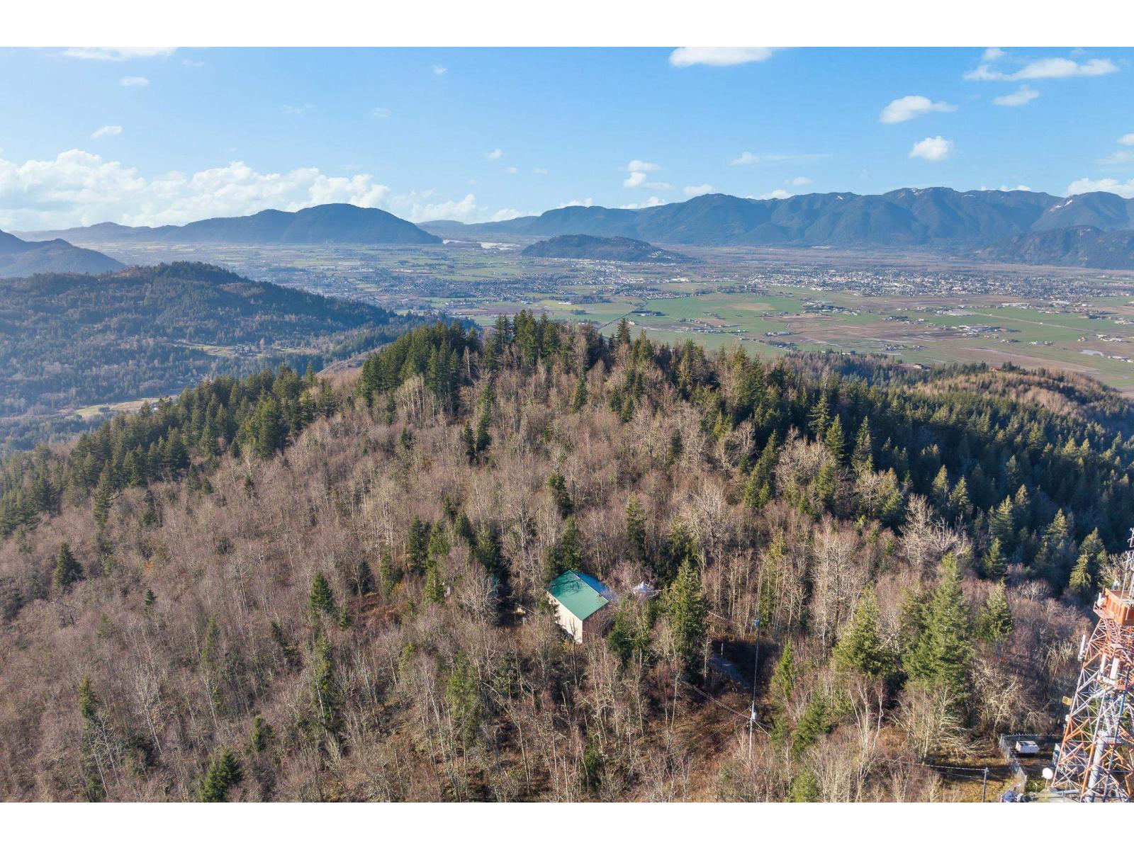 49780 Lookout Road Property Photo 2