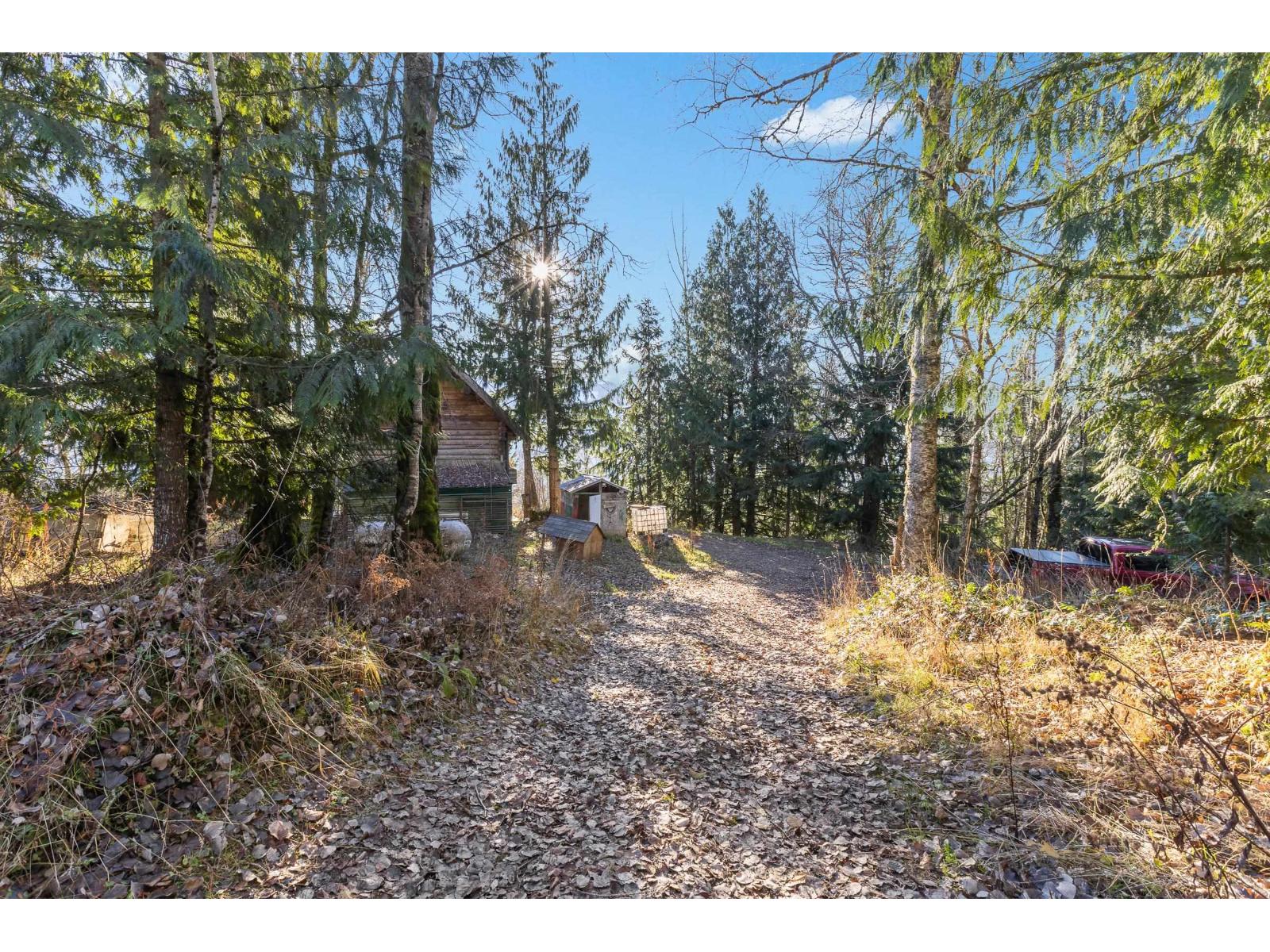 49780 Lookout Road Property Photo 8