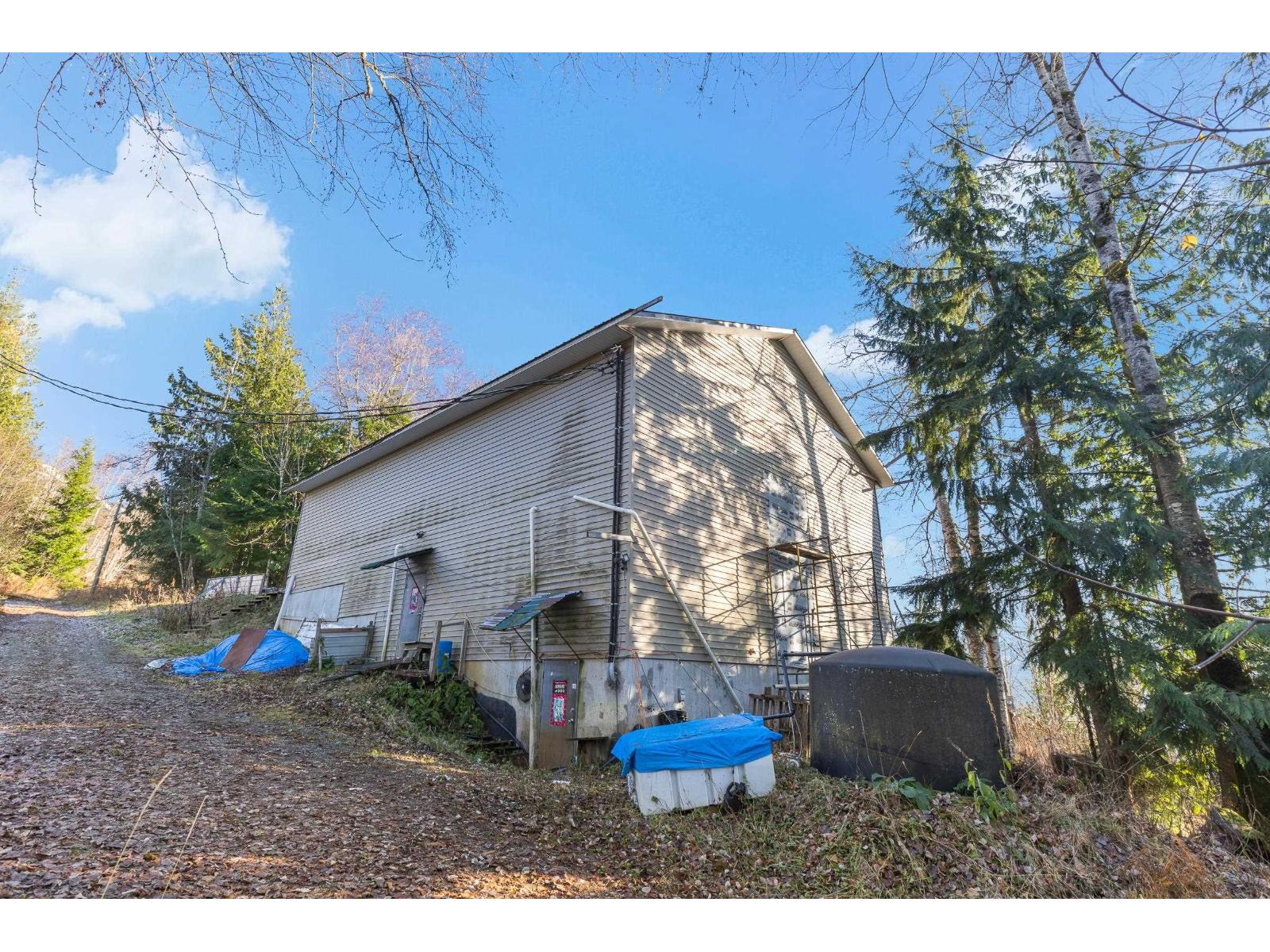 49780 Lookout Road Property Photo 11