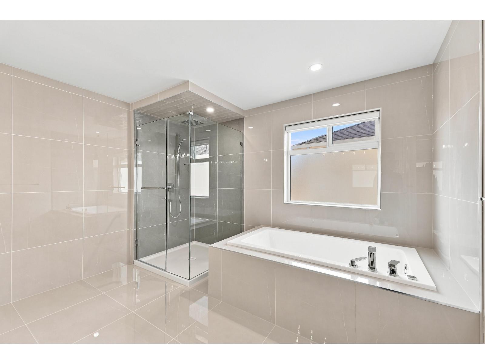 15671 82 Avenue Property Photo 24