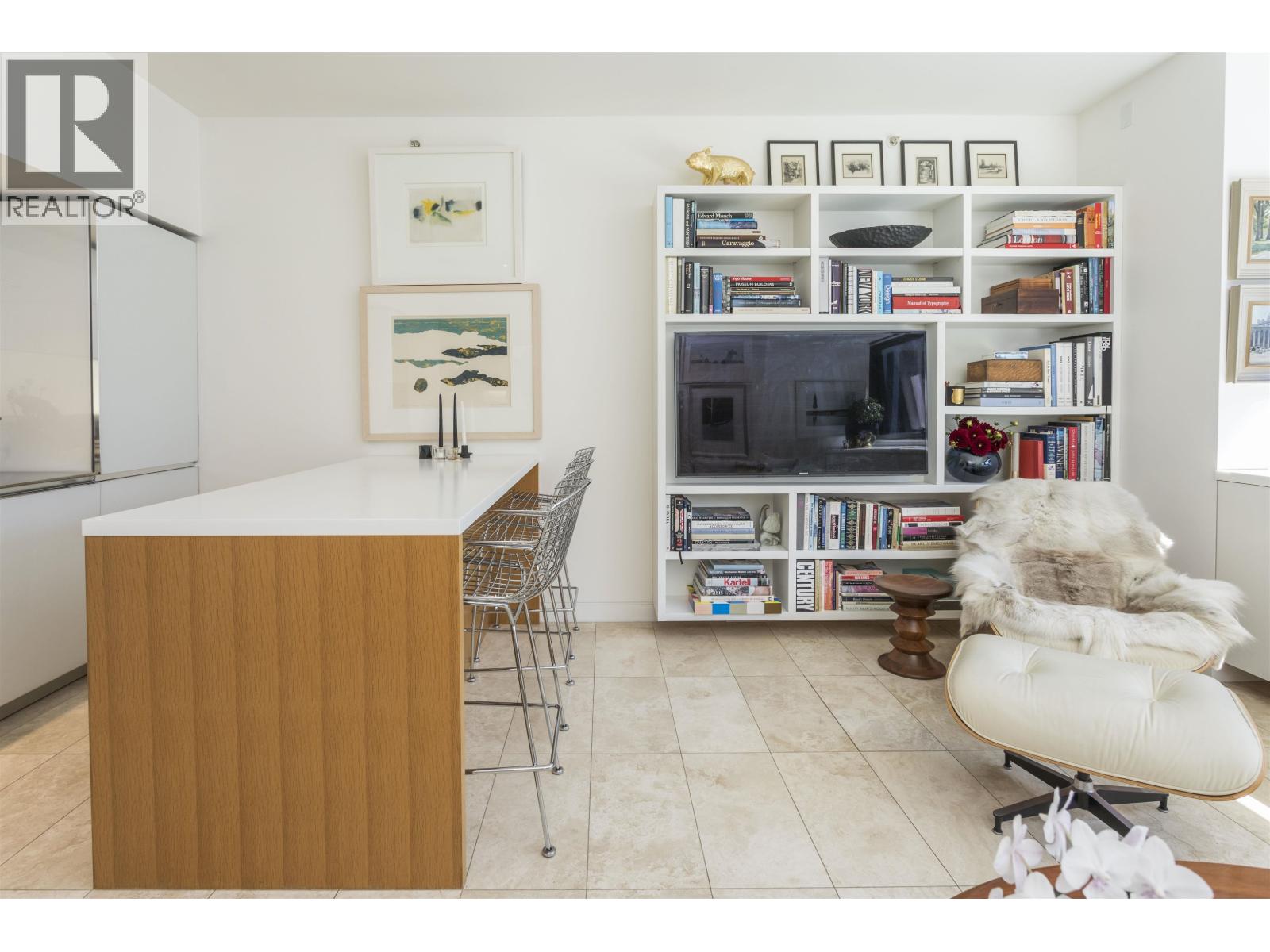1906 838 W Hastings Street Property Photo 5