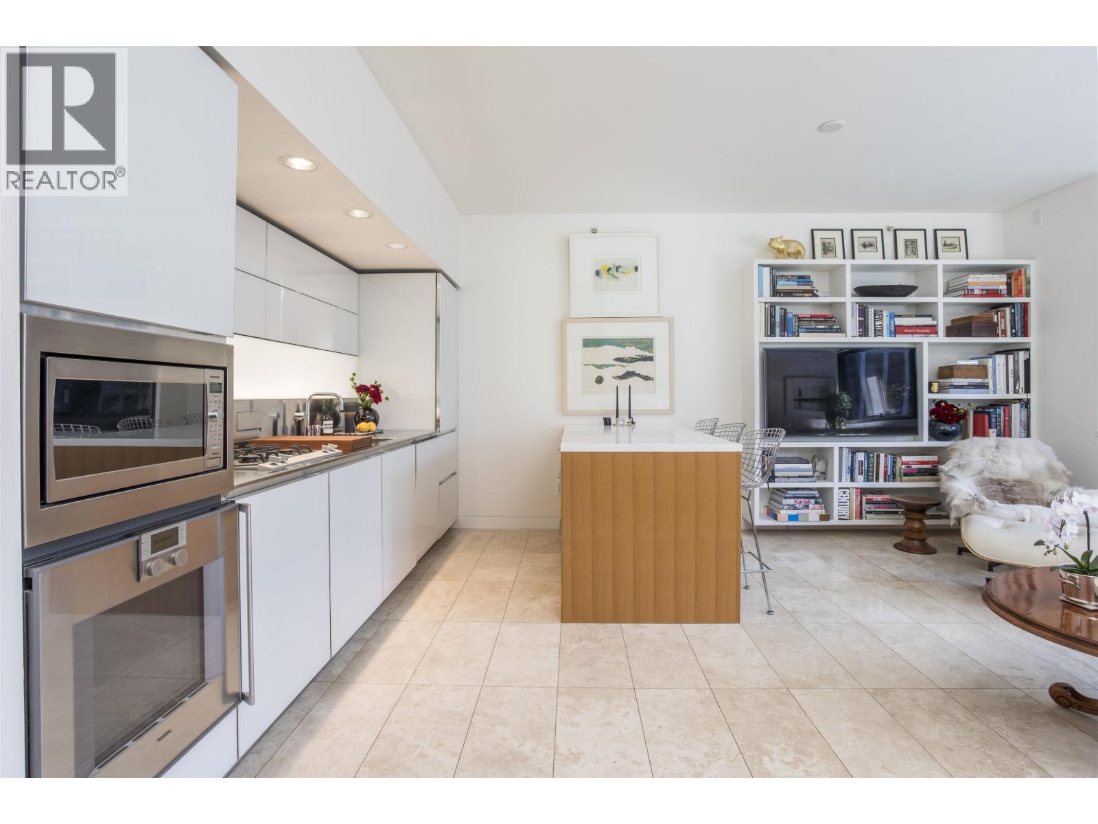 1906 838 W Hastings Street Property Photo 9