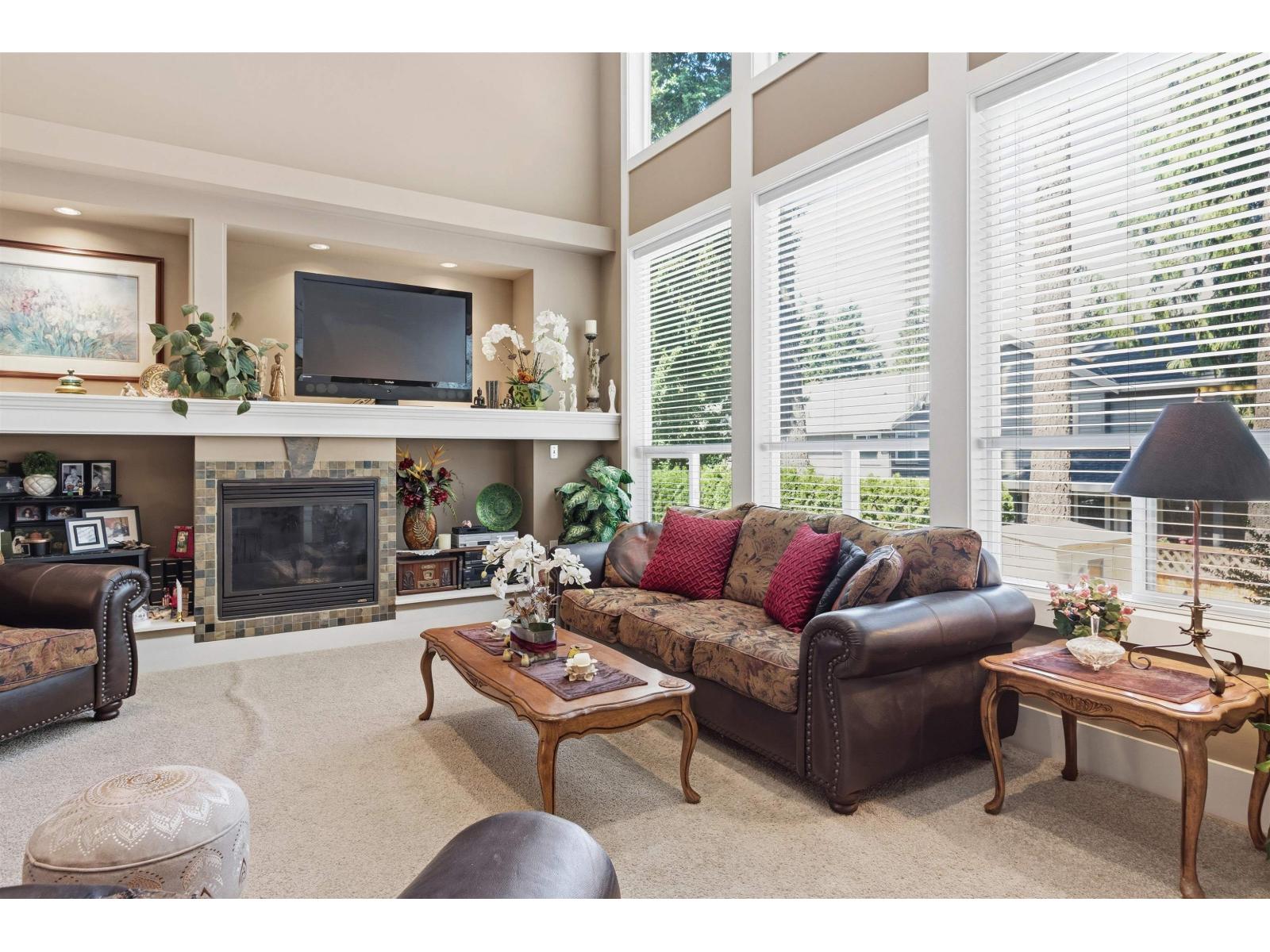14765 34 Avenue Property Photo 5