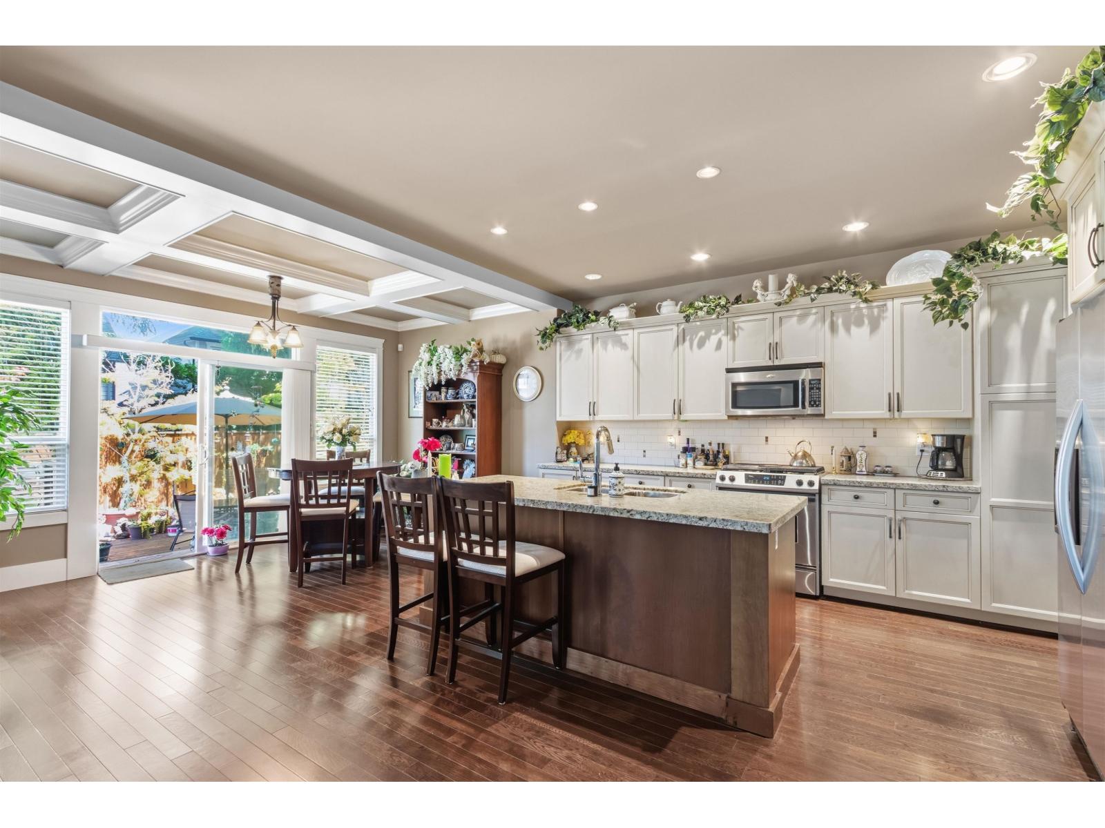 14765 34 Avenue Property Photo 10