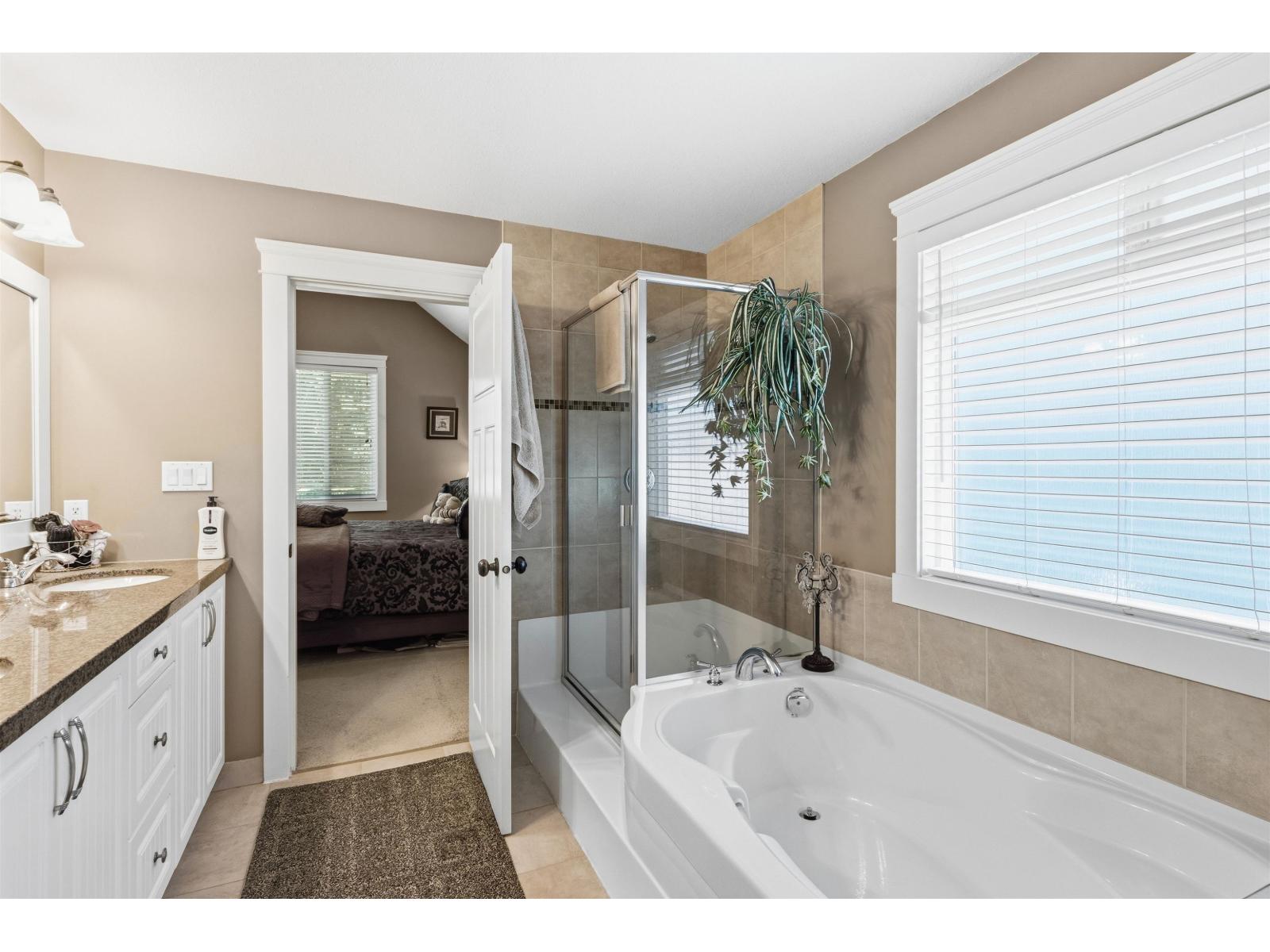 14765 34 Avenue Property Photo 20