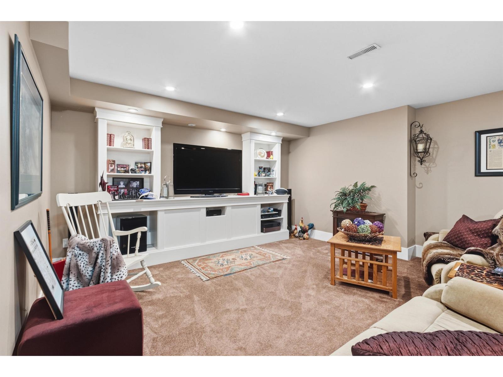 14765 34 Avenue Property Photo 28