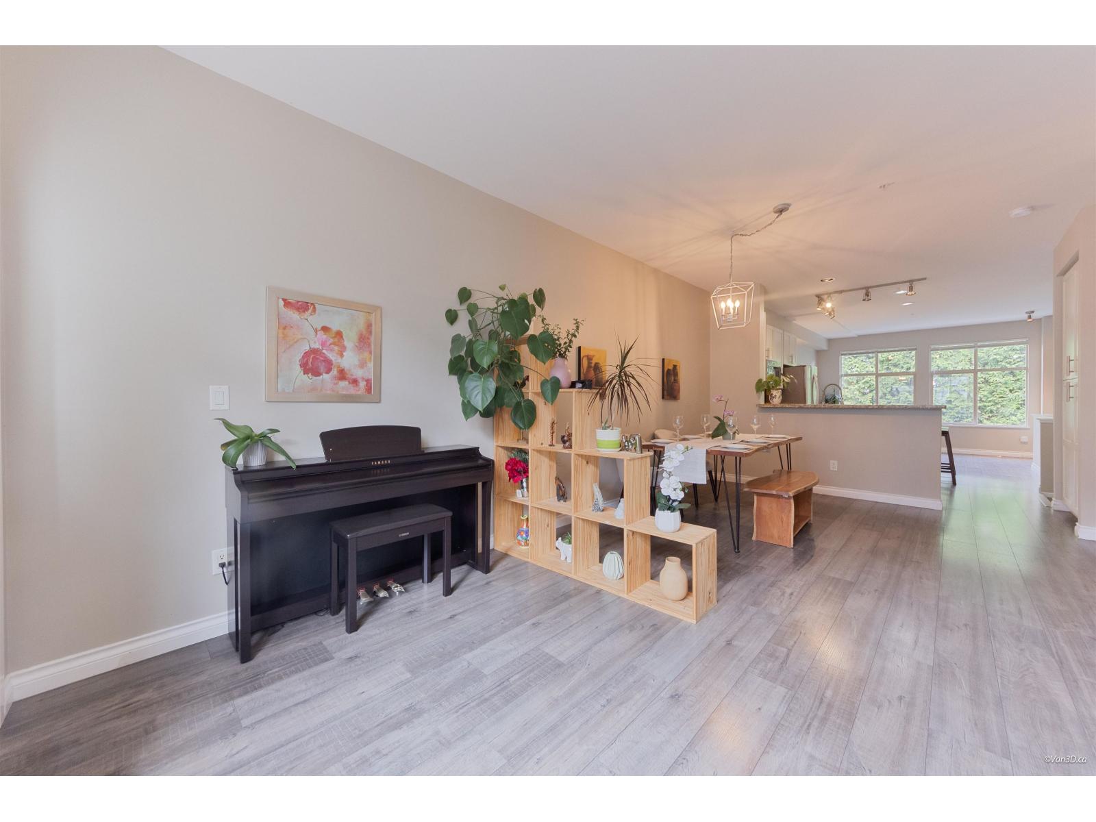 38 21661 88 Avenue Property Photo 12