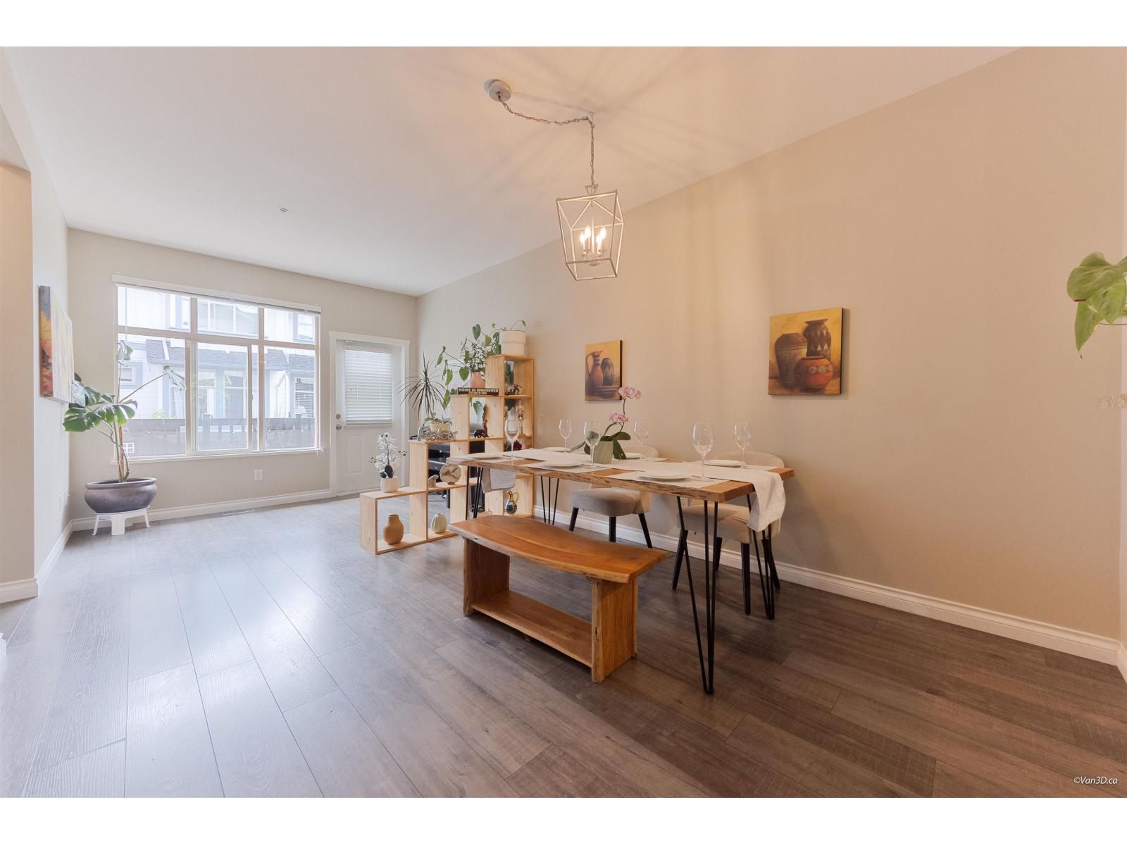 38 21661 88 Avenue Property Photo 14