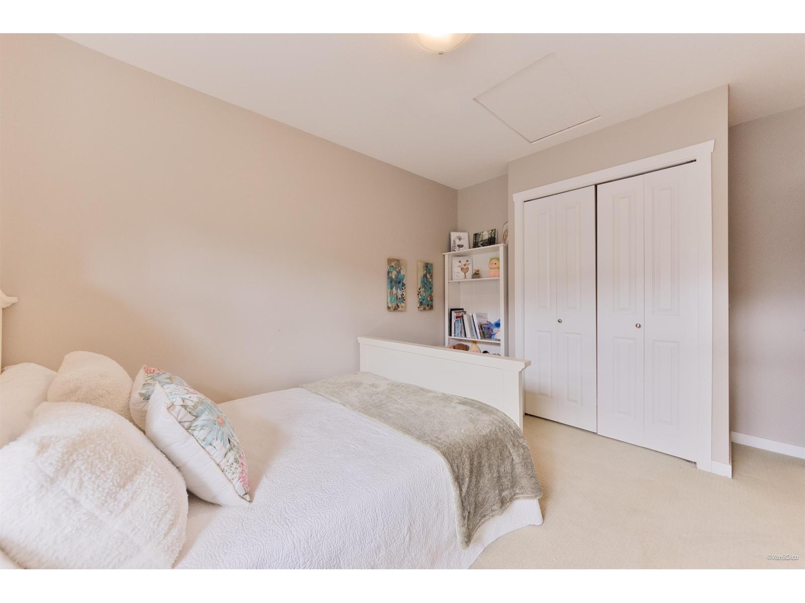 38 21661 88 Avenue Property Photo 23