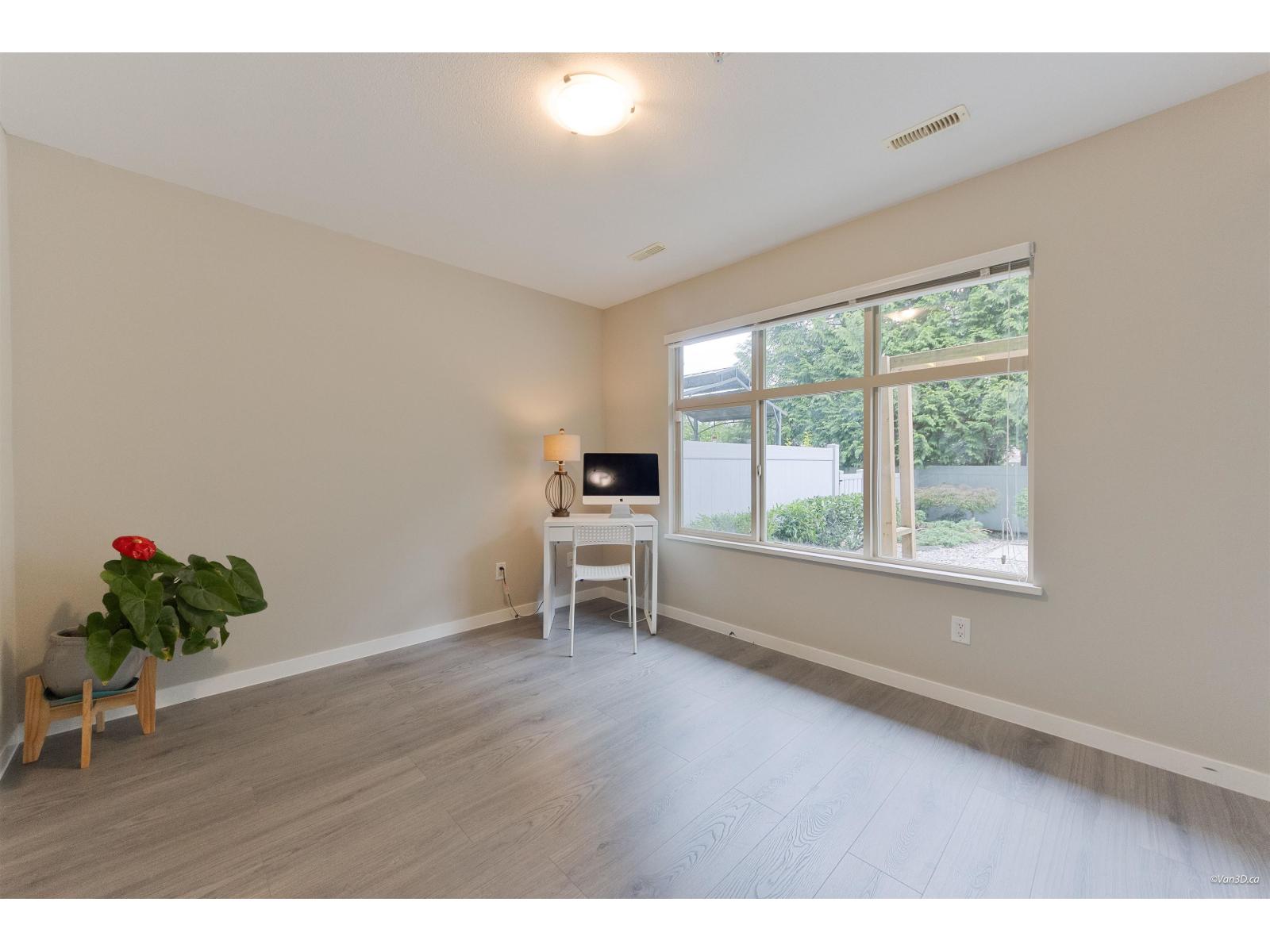 38 21661 88 Avenue Property Photo 27