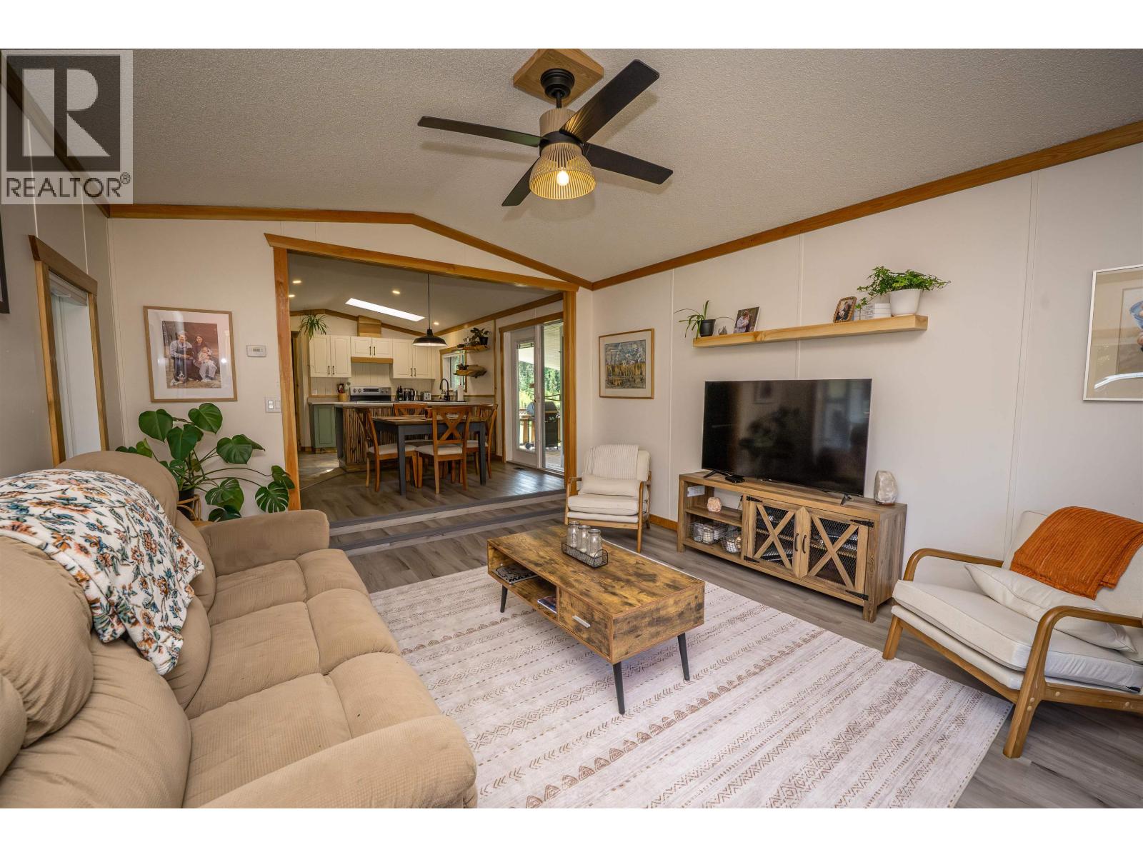 3235 Pine Valley Road Property Photo 4