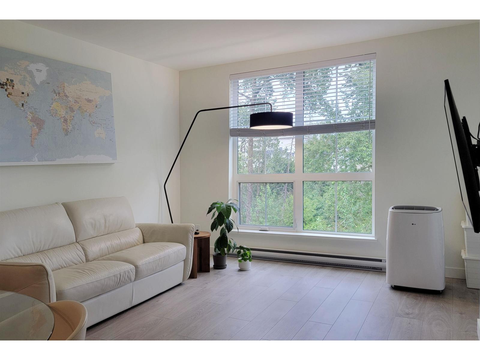403 8379 201 Street Property Photo 2