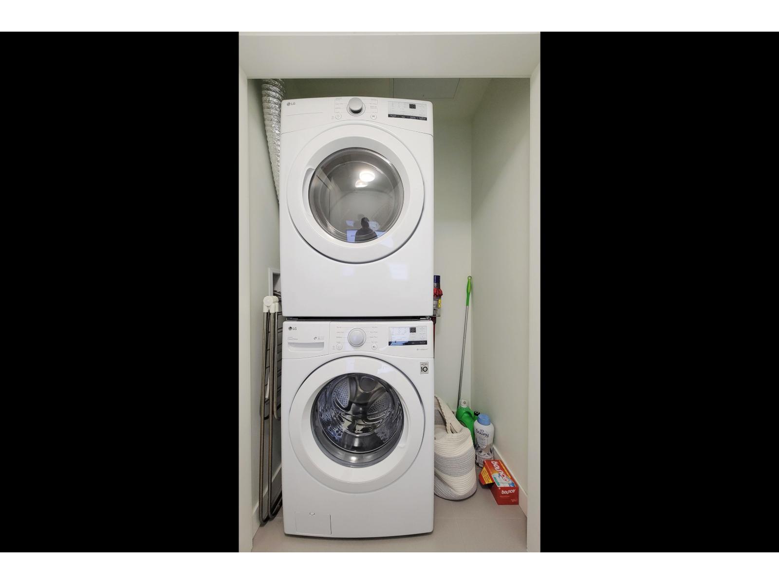 403 8379 201 Street Property Photo 14