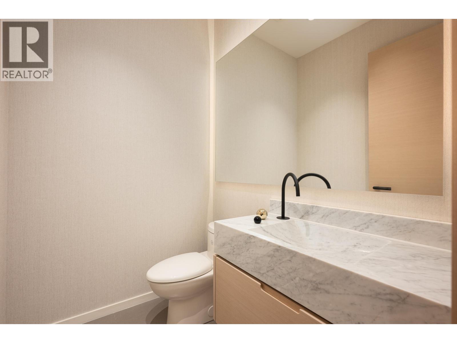 4475 Wallace Street Property Photo 15