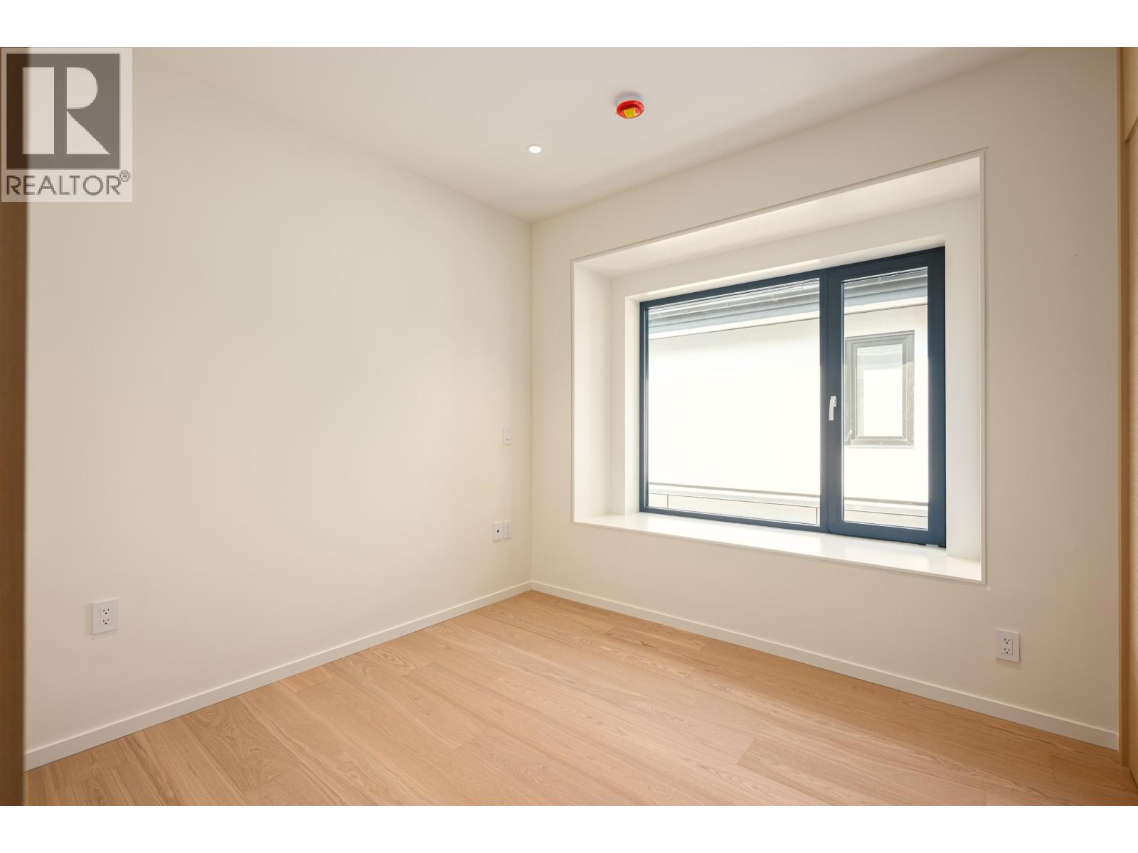 4475 Wallace Street Property Photo 23