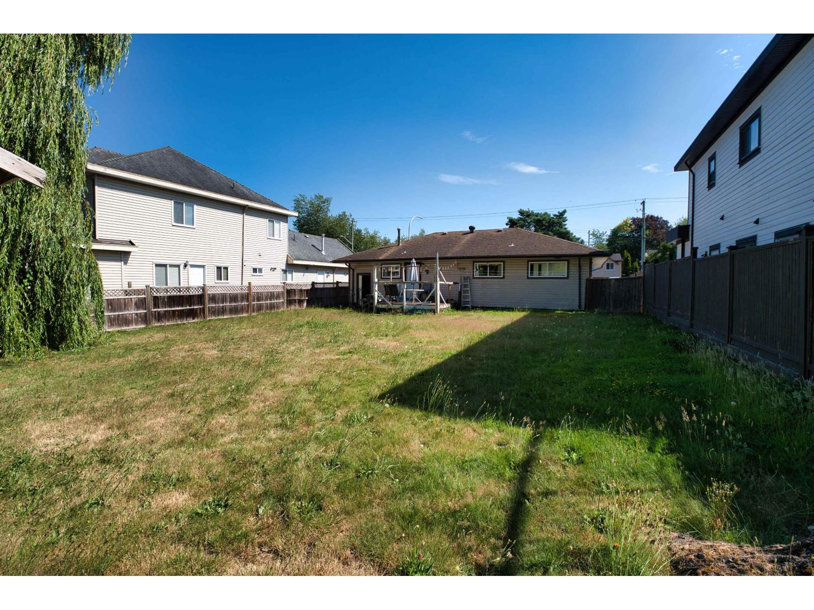 12965 64 Avenue Property Photo 8