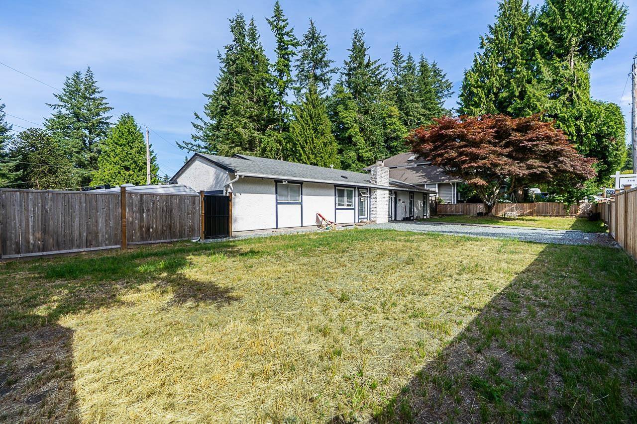 2714 Parkway Drive Property Photo 3