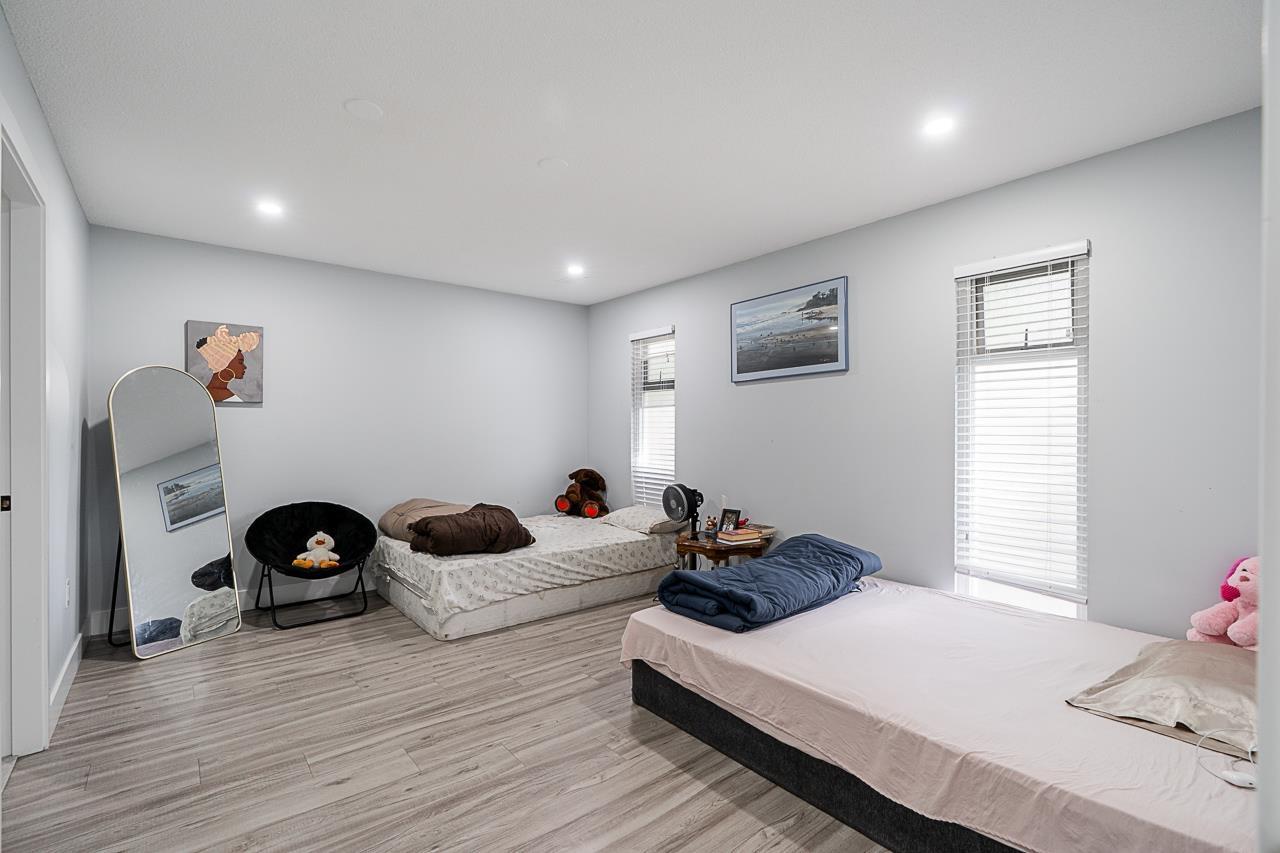 2714 Parkway Drive Property Photo 14