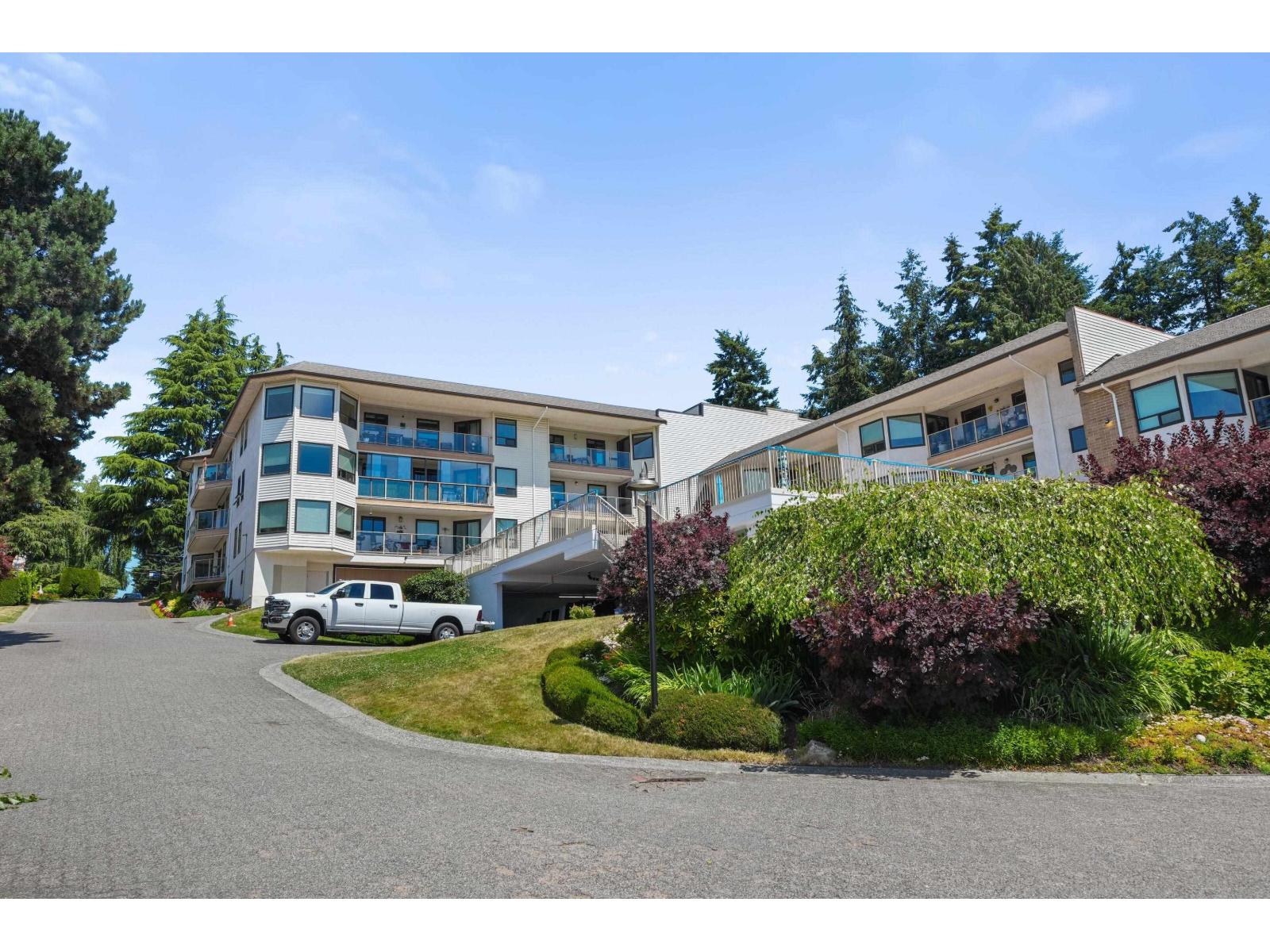405 1350 VIDAL STREET Property Photo 1
