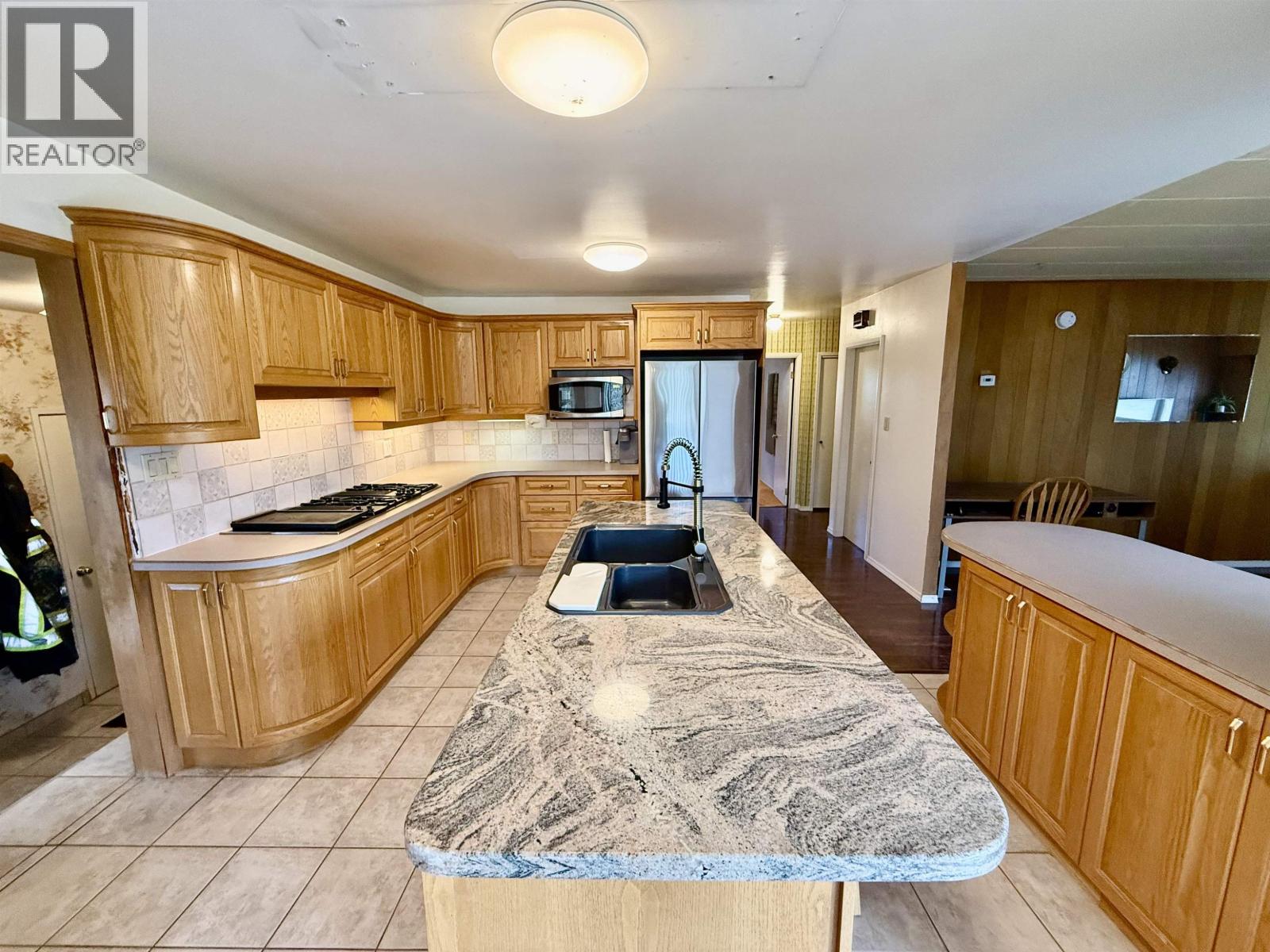 185 Bridge Creek Place Property Photo 8