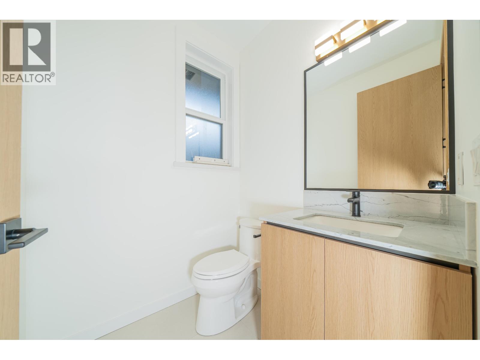 1 5091 Buxton Street Property Photo 8