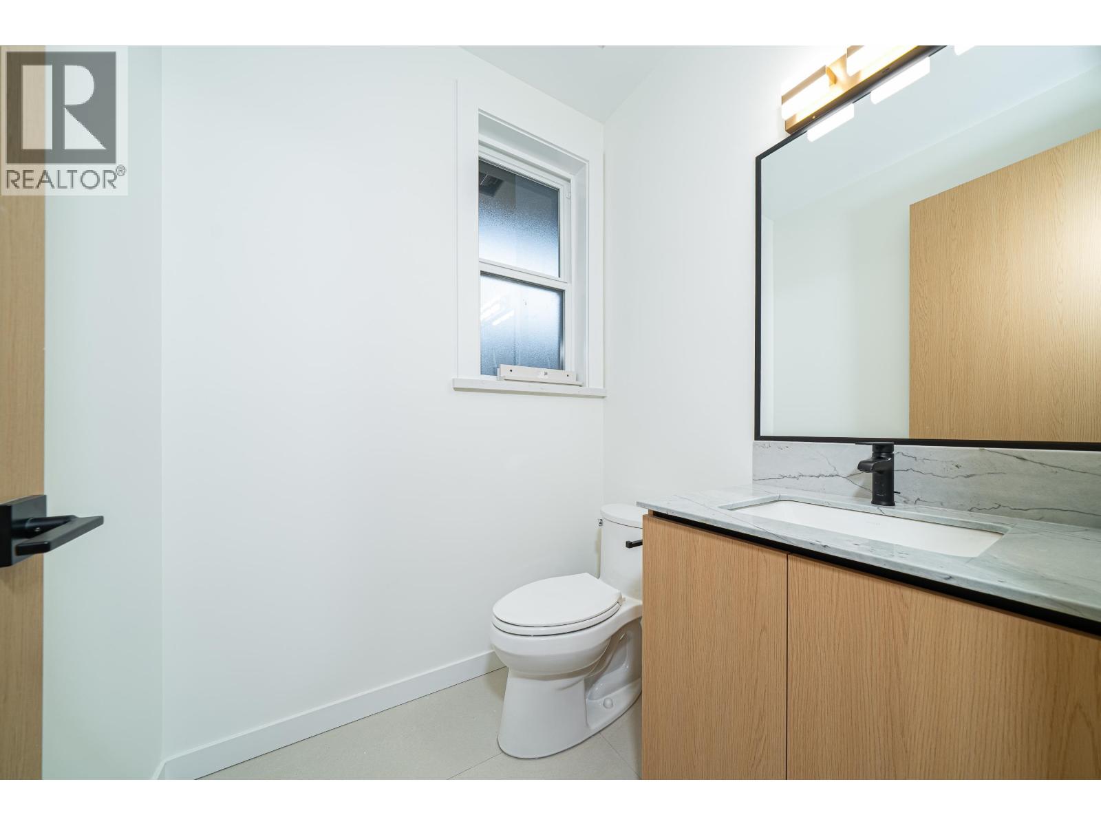 1 5091 Buxton Street Property Photo 9