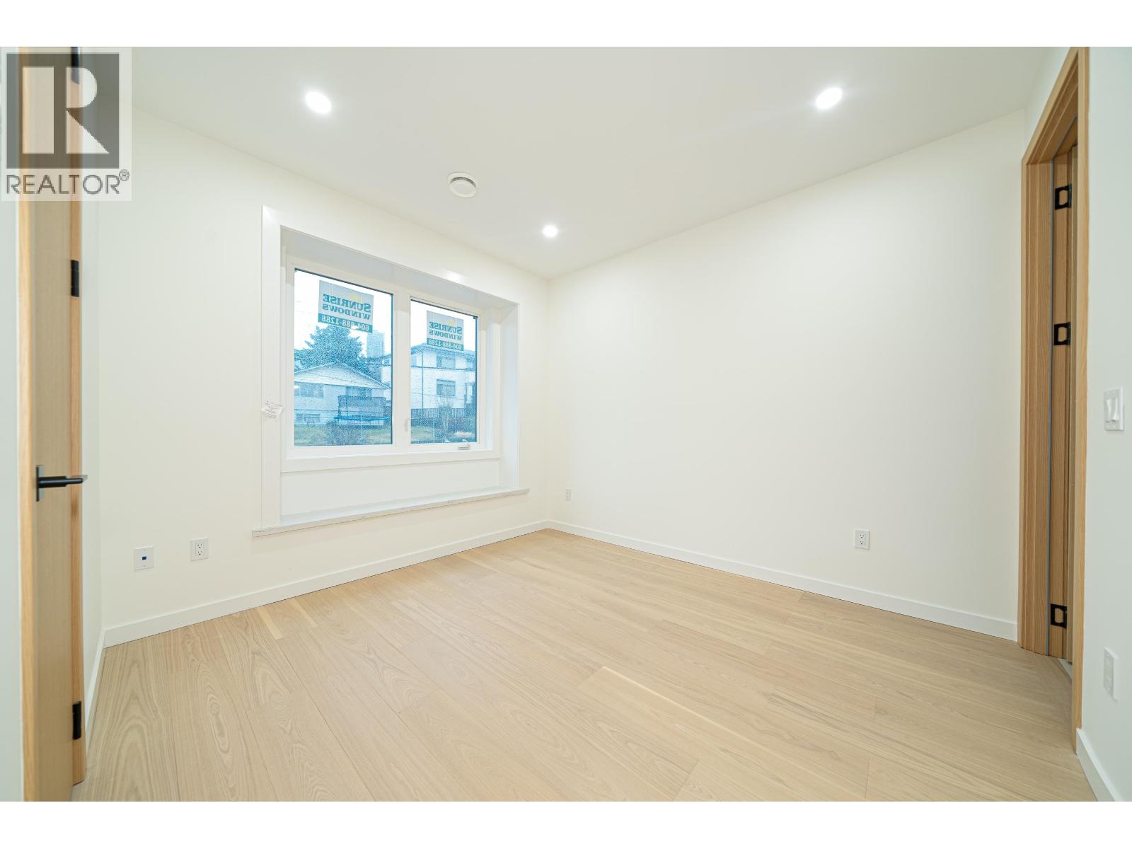 1 5091 Buxton Street Property Photo 30
