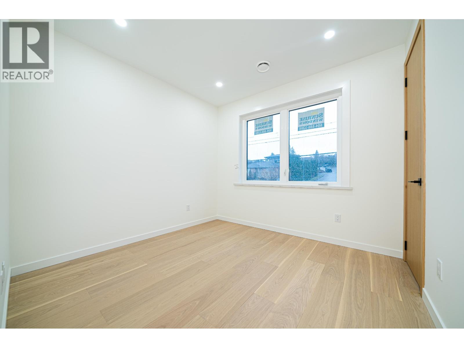 1 5091 Buxton Street Property Photo 34