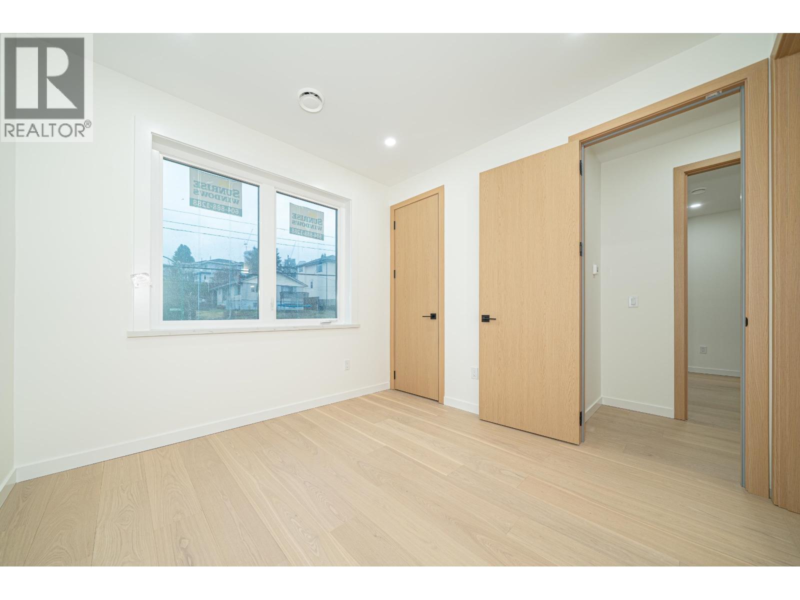 1 5091 Buxton Street Property Photo 35