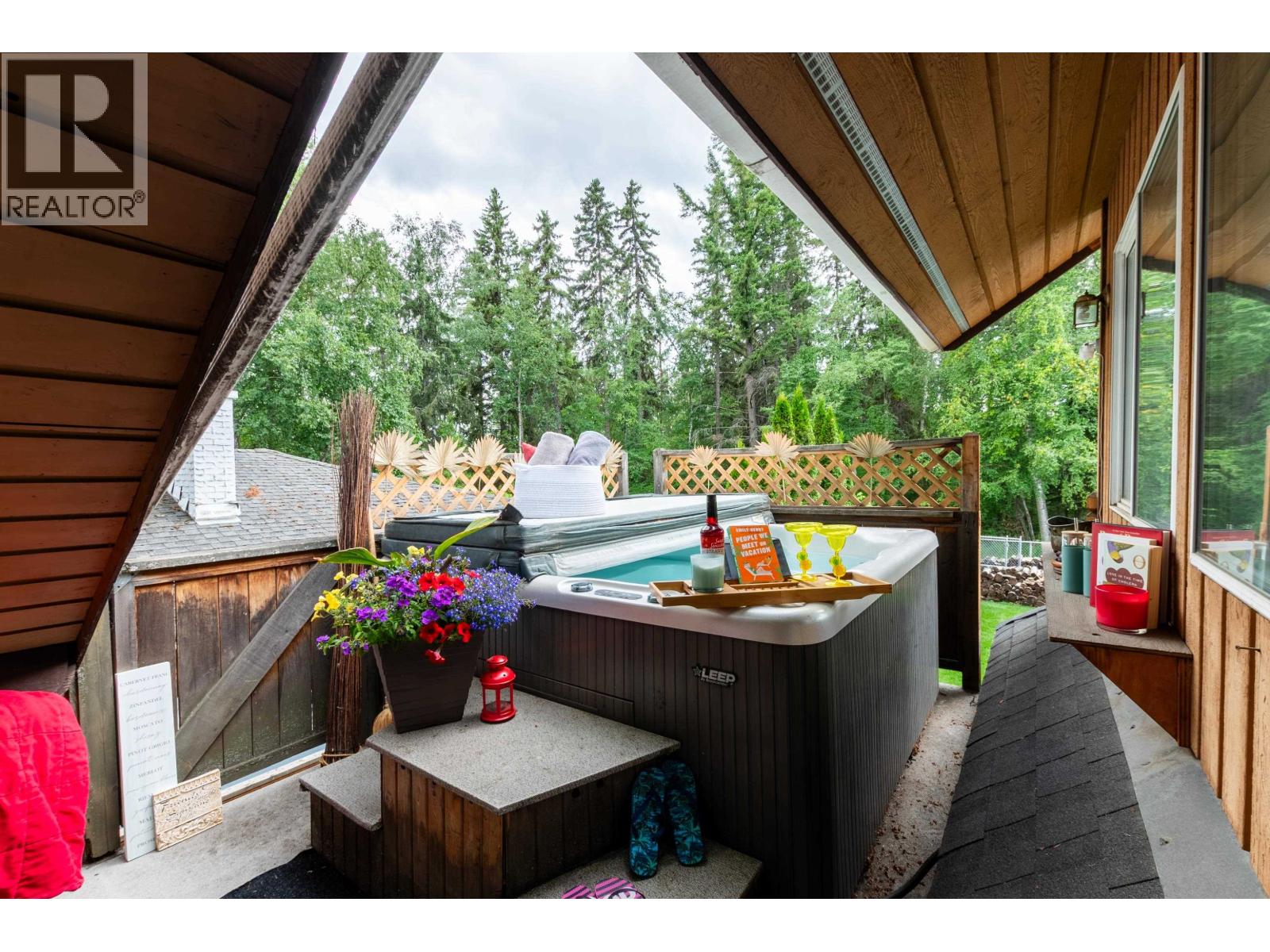1625 Gillett Street Property Photo 17