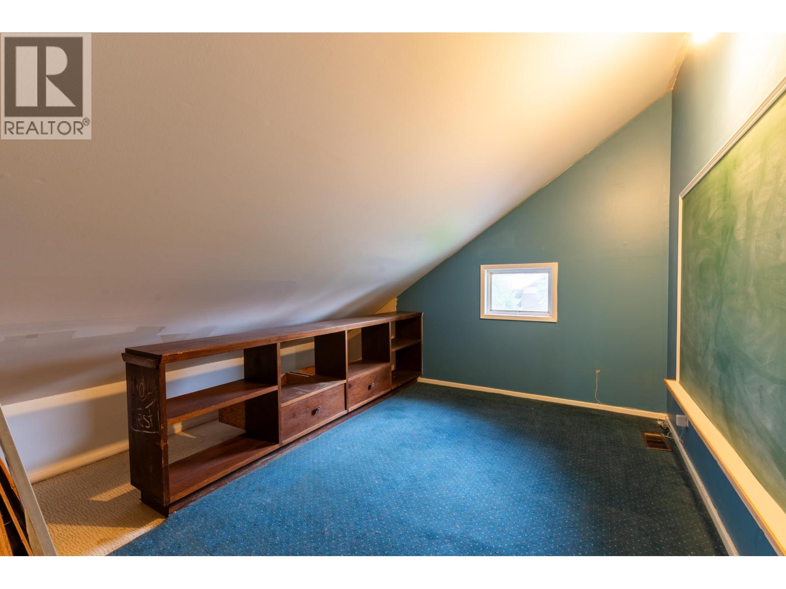 1625 Gillett Street Property Photo 25