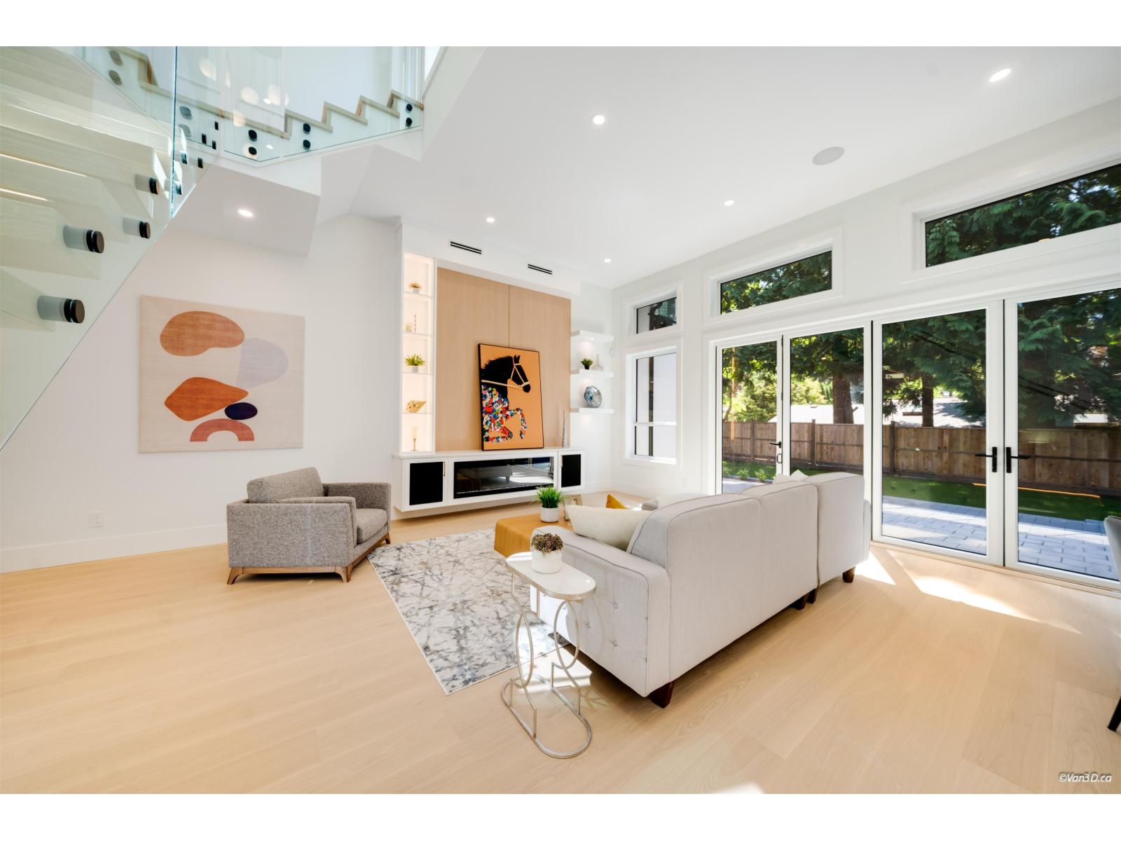 13030 15 Avenue Property Photo 12