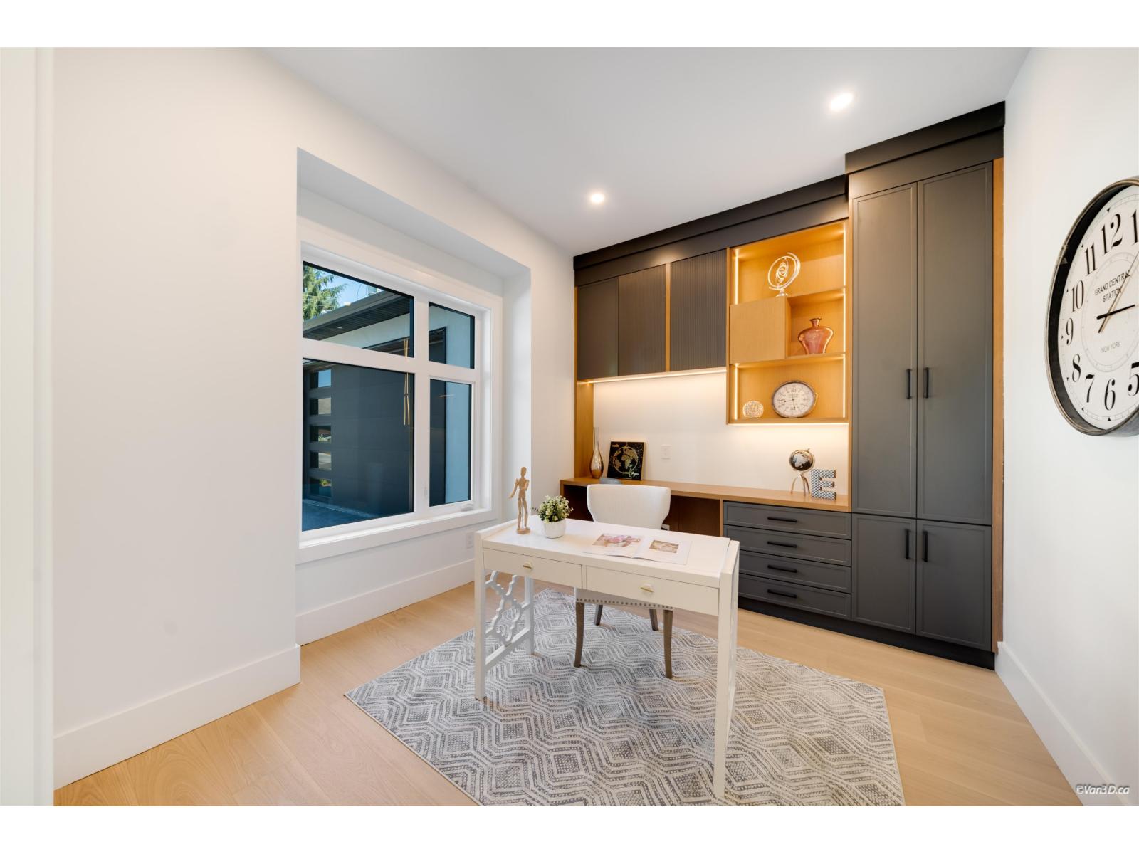 13030 15 Avenue Property Photo 15