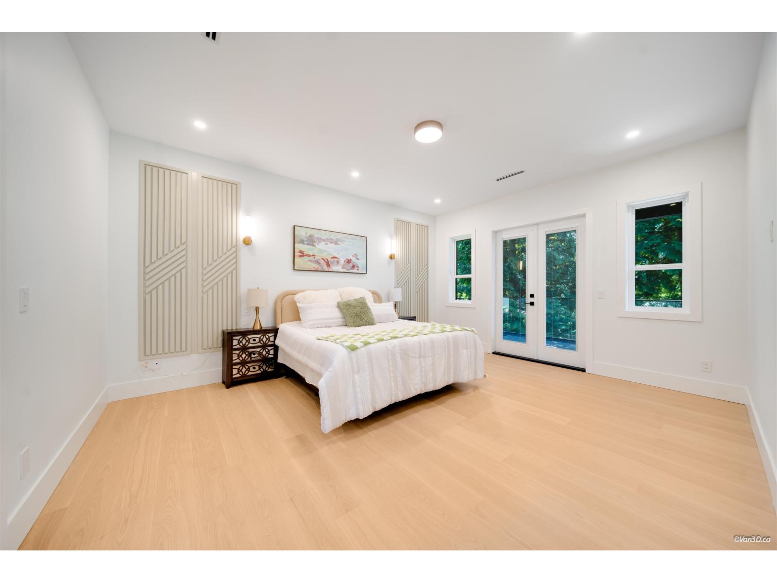 13030 15 Avenue Property Photo 19