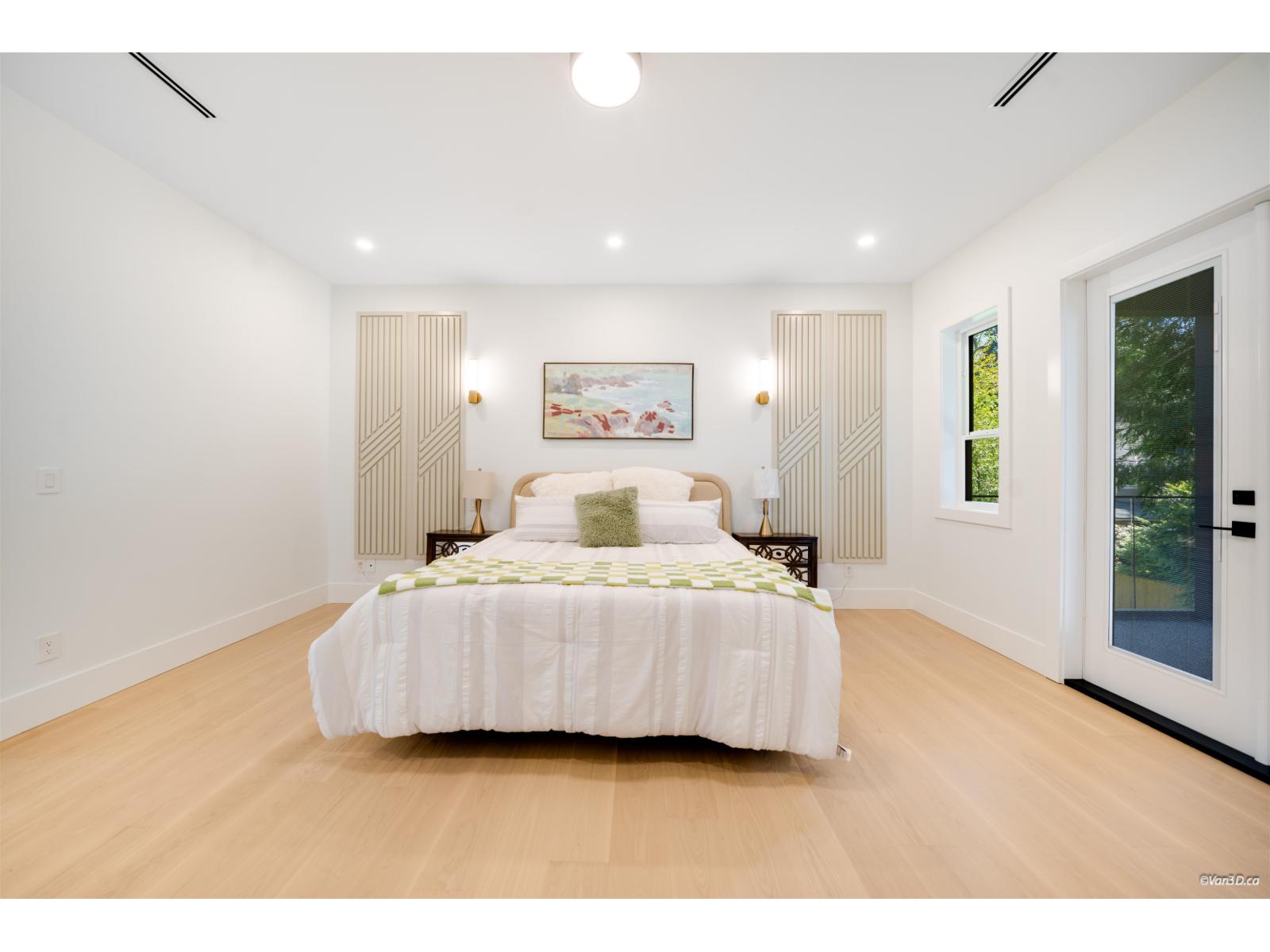 13030 15 Avenue Property Photo 20
