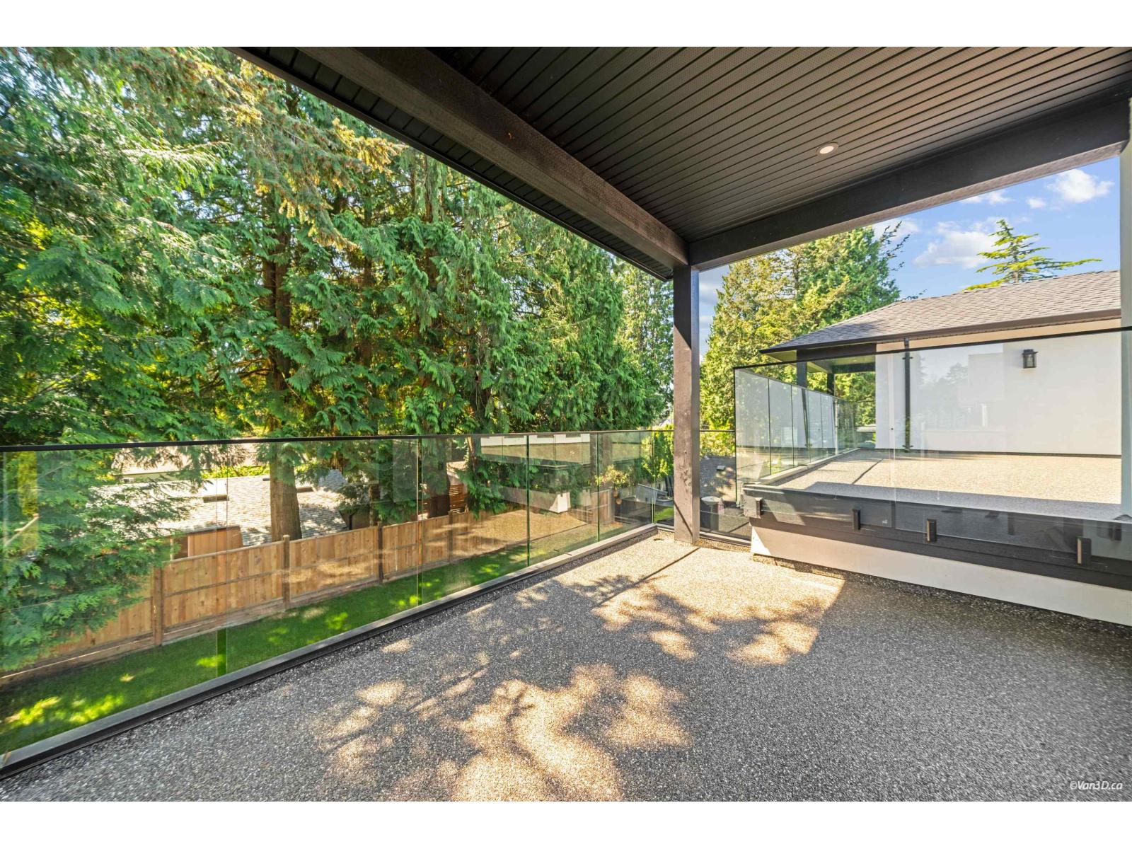 13030 15 Avenue Property Photo 27