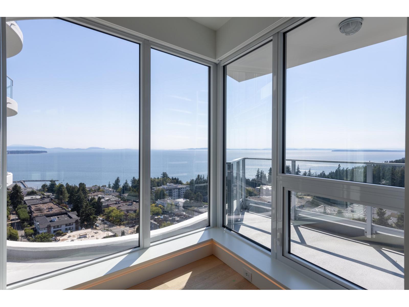 1606 1475 Foster Street Property Photo 12
