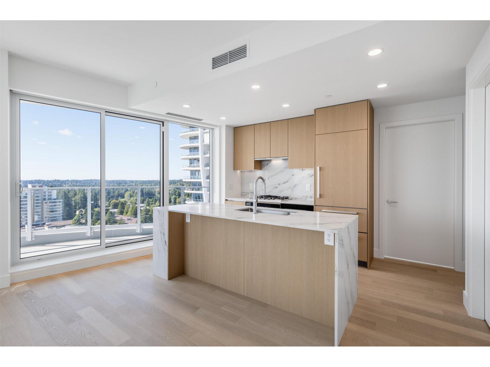 1606 1475 Foster Street Property Photo 15