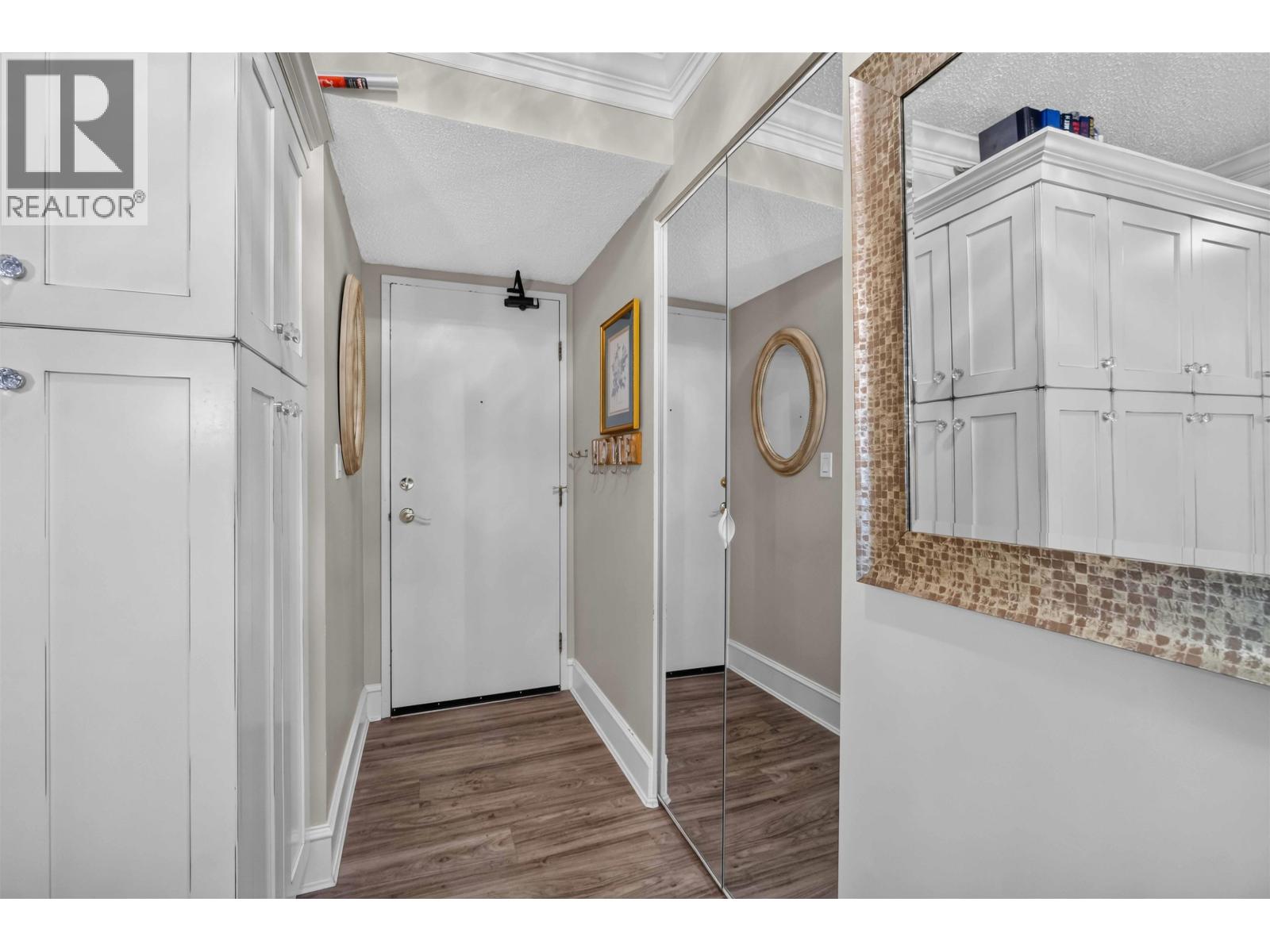 108 1177 Howie Avenue Property Photo 3