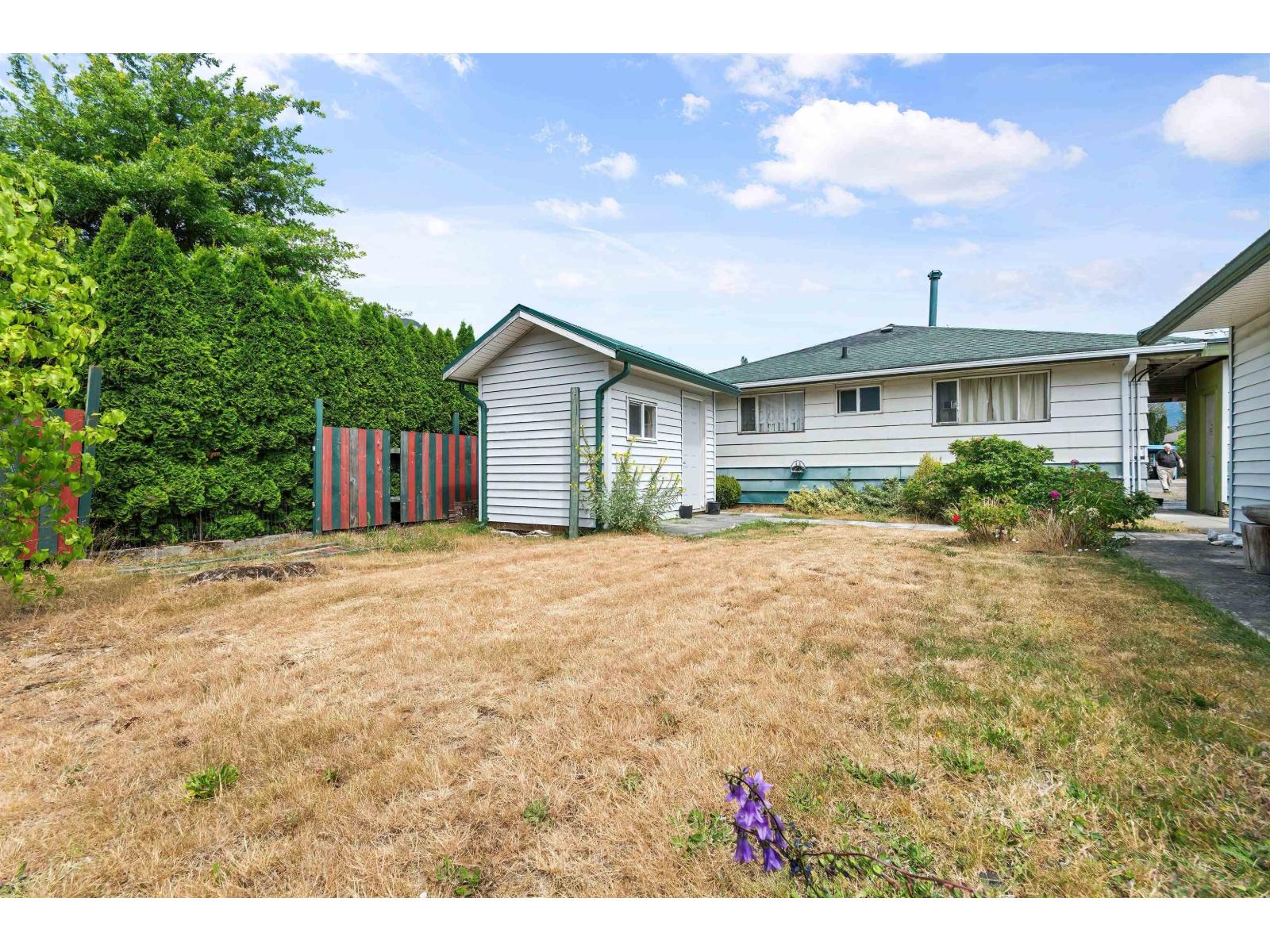 578 Thacker Avenue Property Photo 30