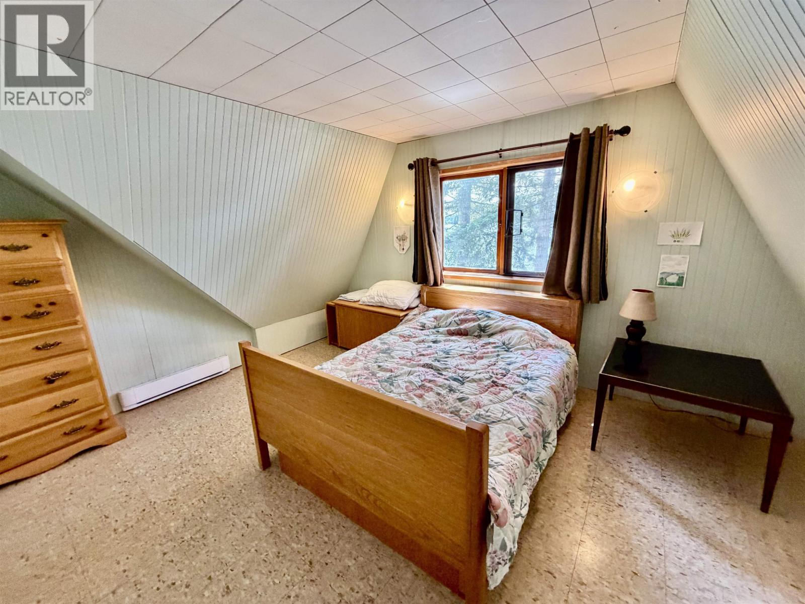6787 Sechelt Inlet Road Property Photo 22