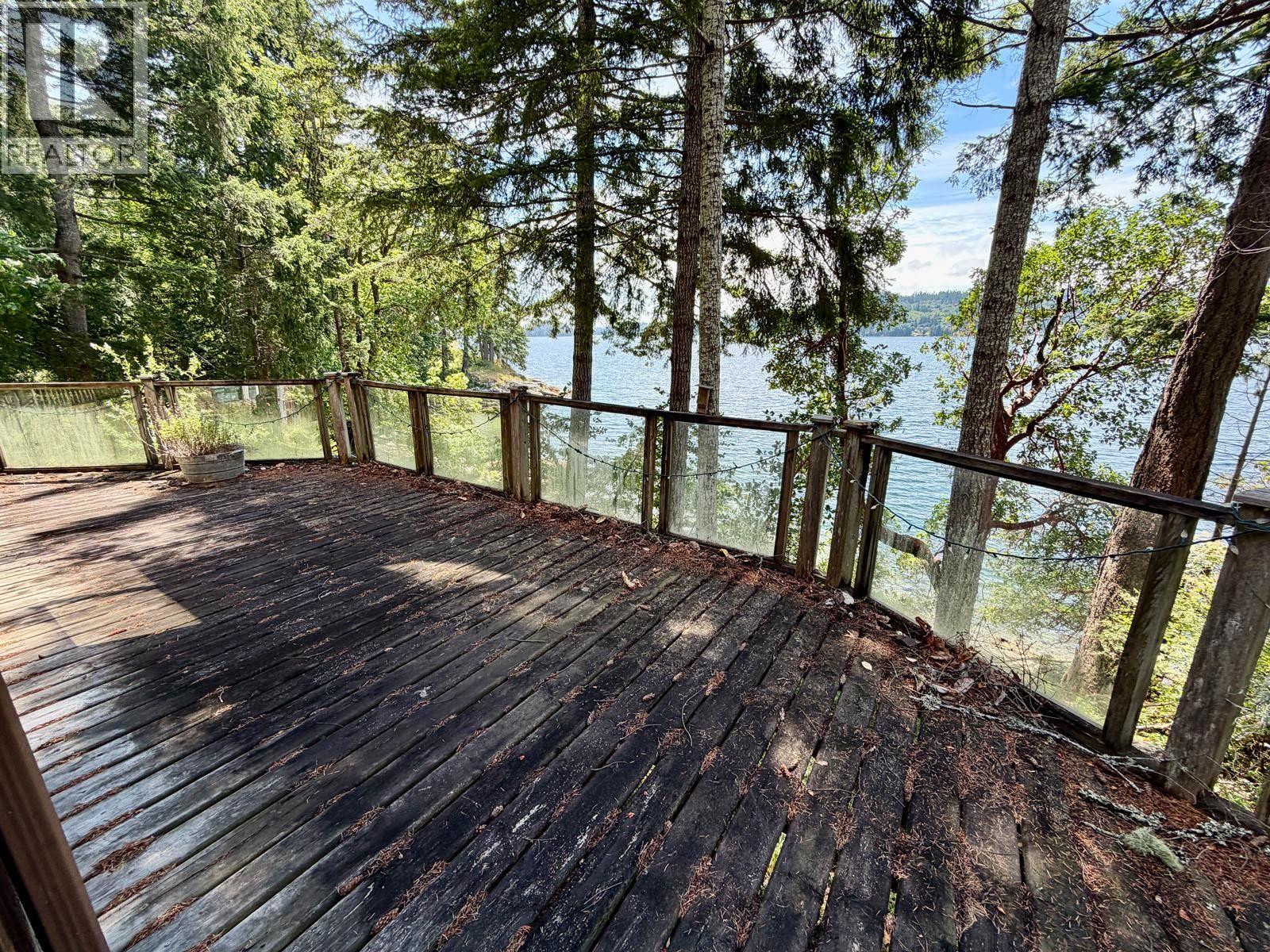 6787 Sechelt Inlet Road Property Photo 29