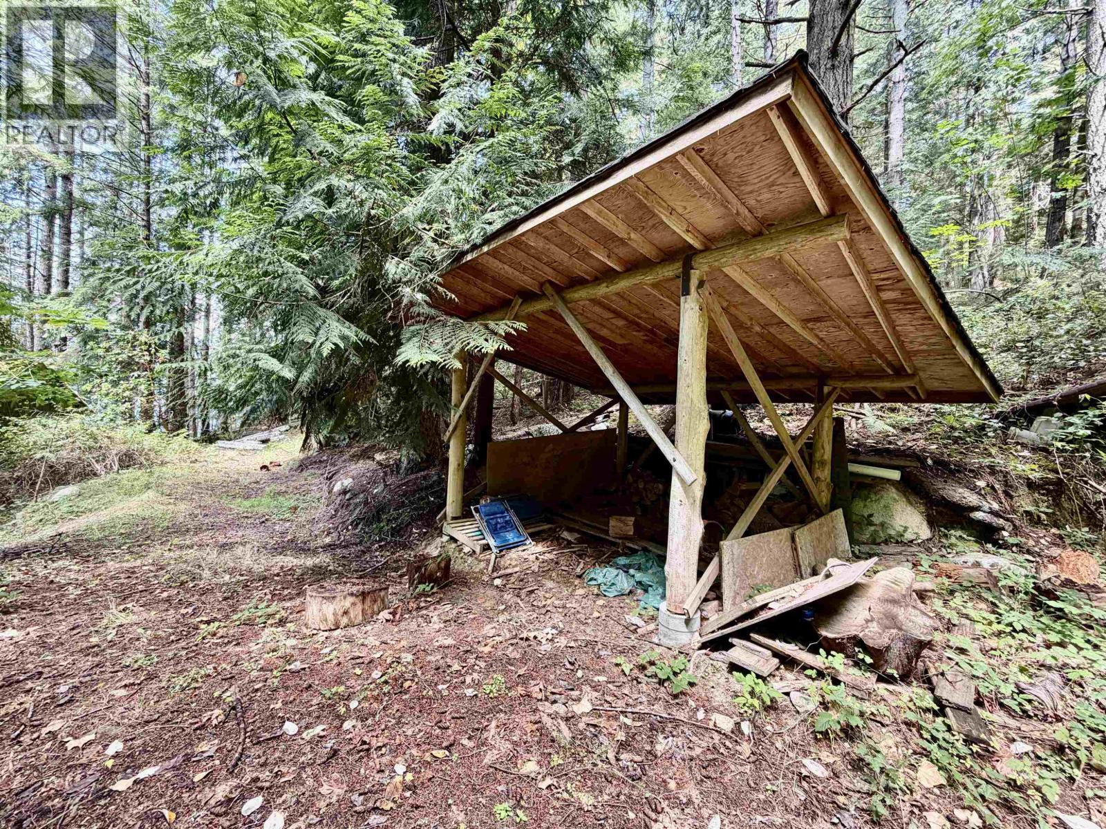6787 Sechelt Inlet Road Property Photo 31