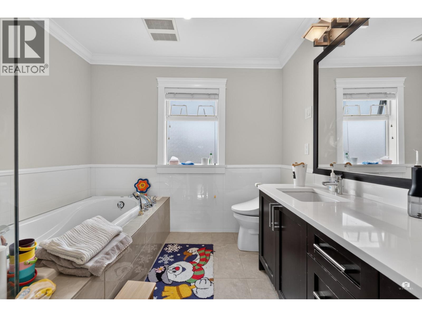 3873 Pine Street Property Photo 24